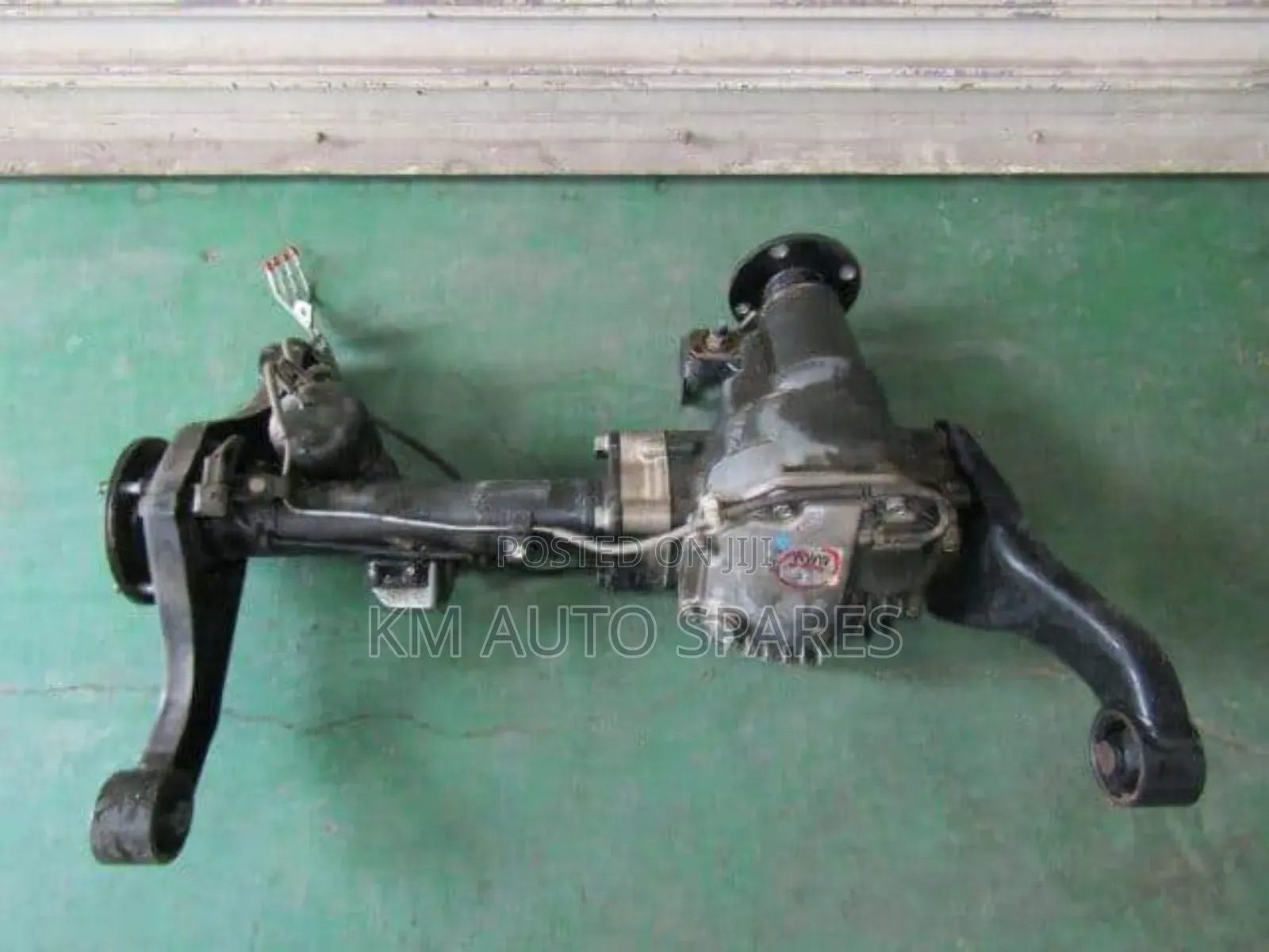Mitsubishi Pajero Front Differential (Diff).