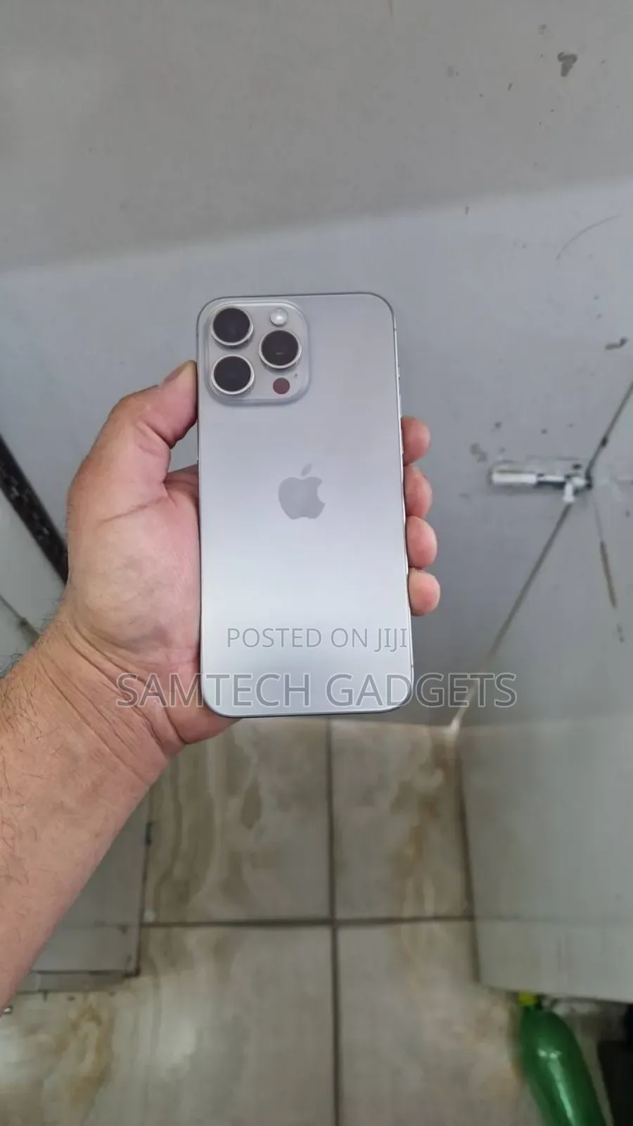 Apple iPhone 15 Pro Max 256 GB Gray