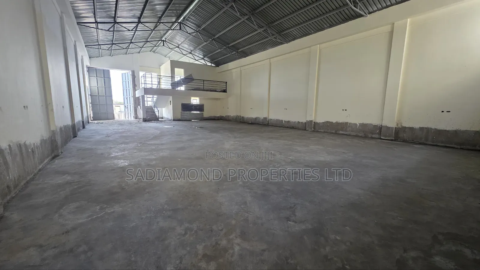 3,500 SQFT Warehouse for Rent in Eastern Bypass