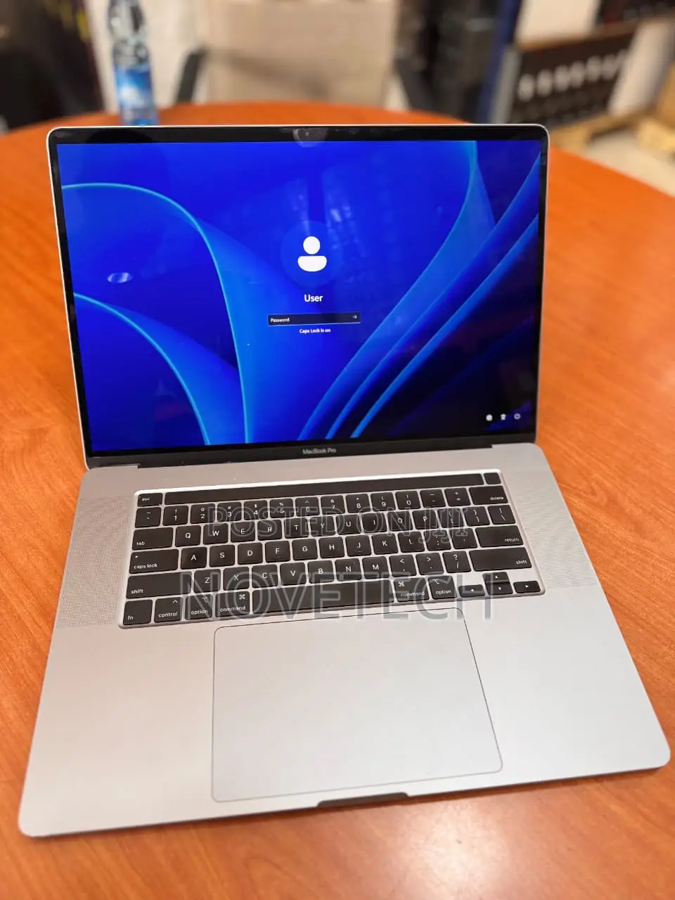 Laptop Apple MacBook Pro 2019 16GB Intel Core I7 SSD 512GB