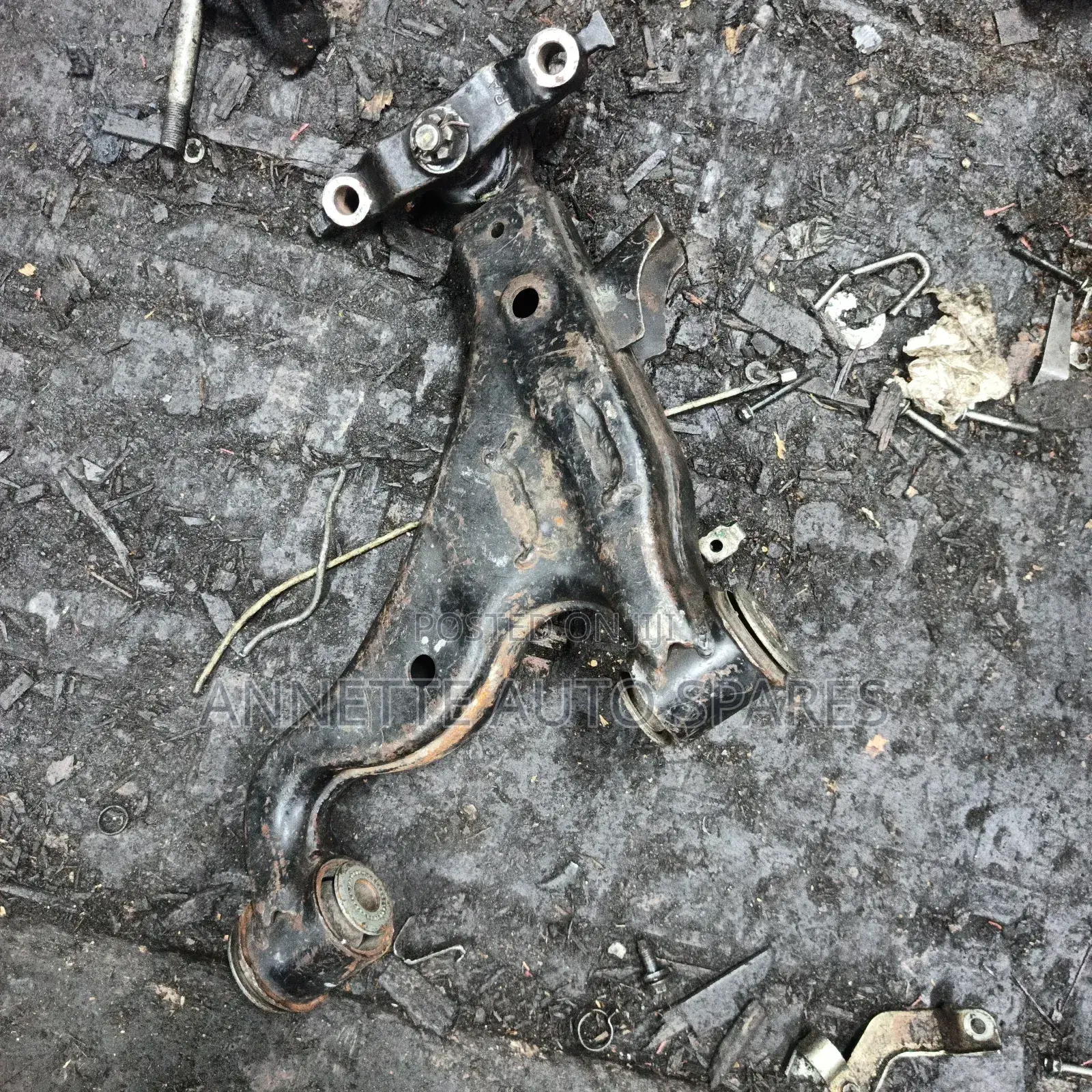 Toyota Vigo 2 Wheel Lower Arm