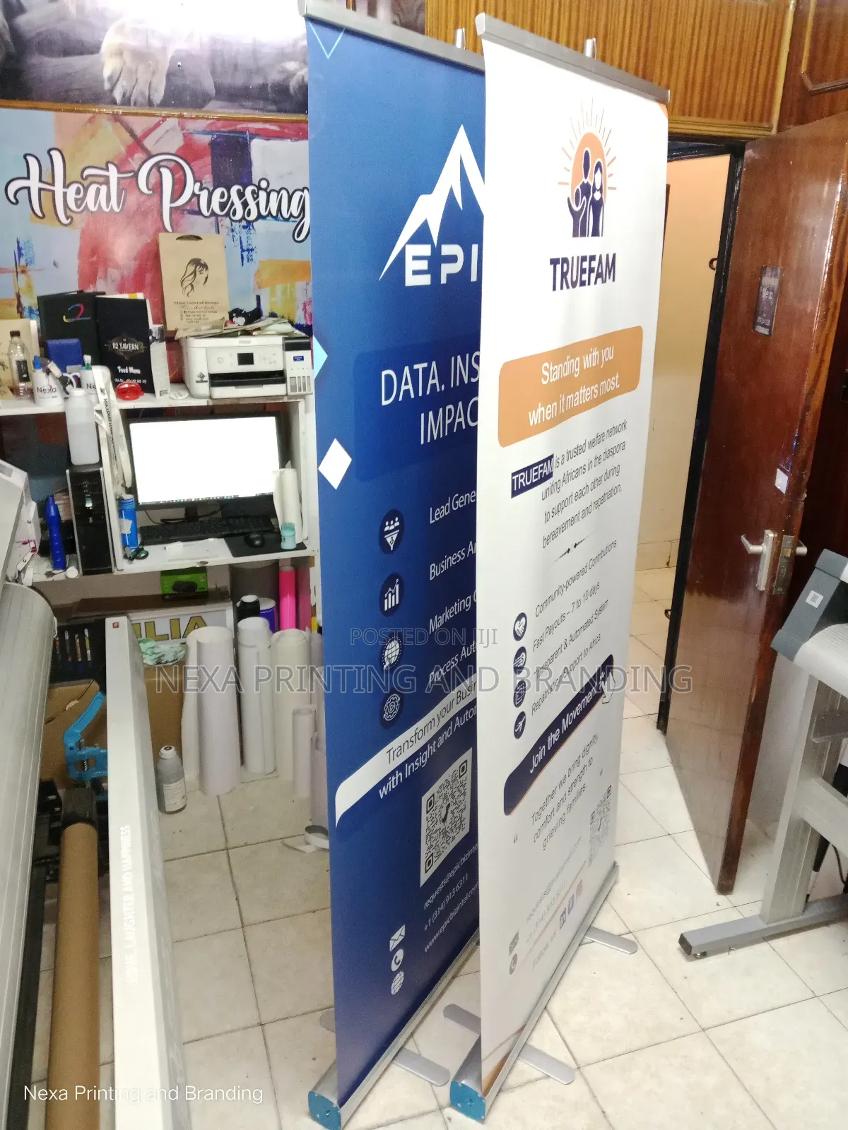 Luxury Normal Base Roll-up Banner