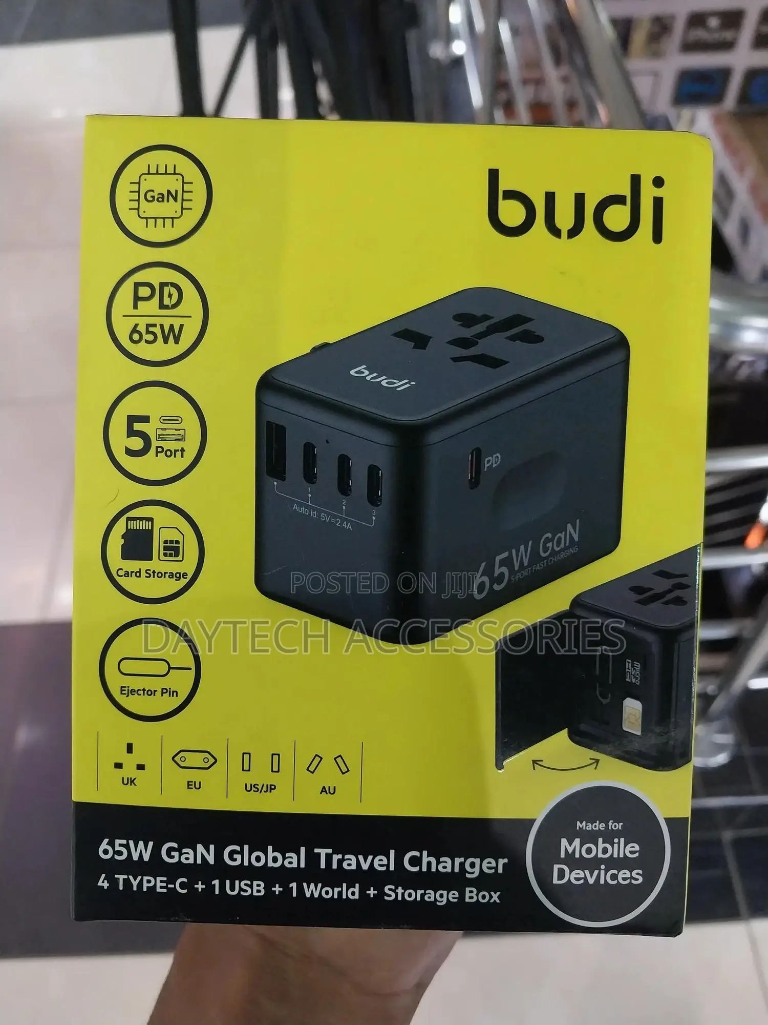 Budi Universal Travel Plug Adapter 65w With Microsd Card Holder.