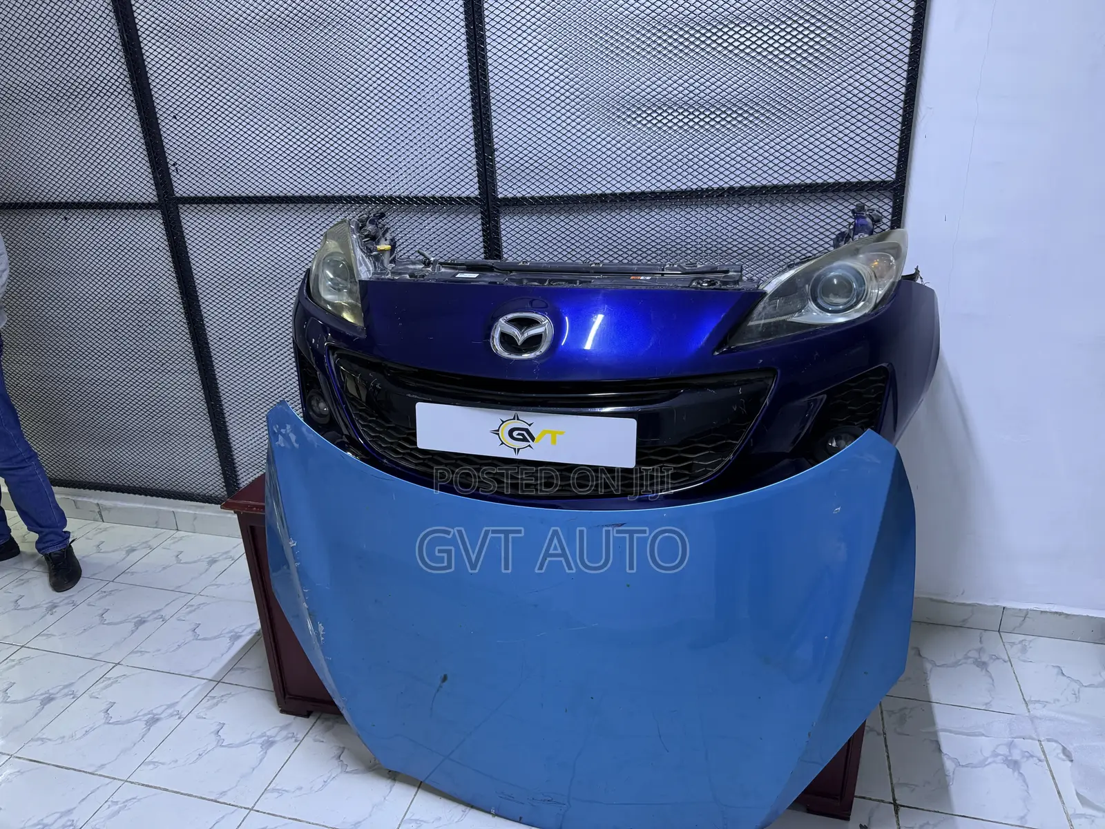 Mazda Axela 2010-2012 Bonnet