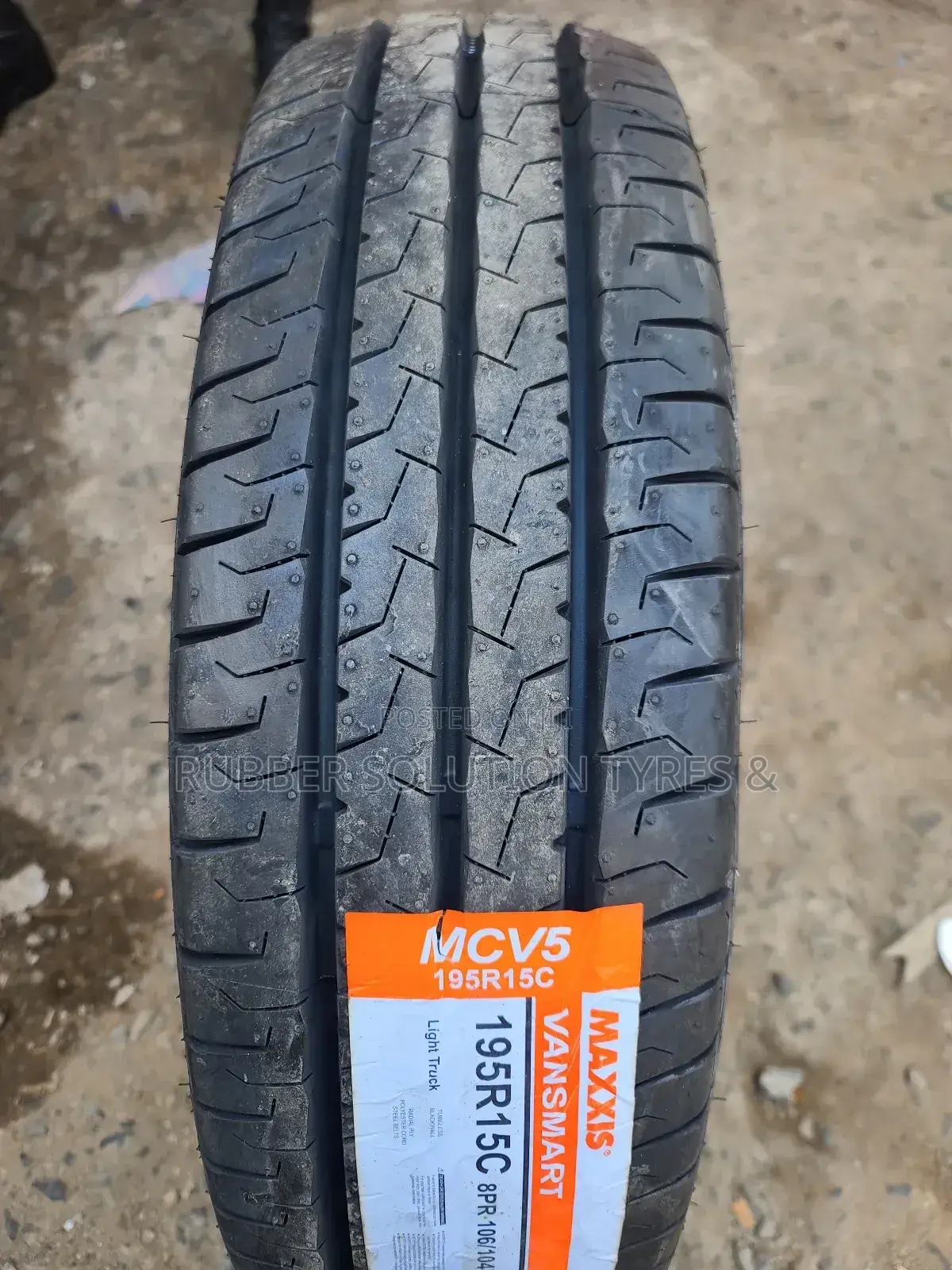 195r15 C Maxxis Tires Mc5[Made in Thailand]
