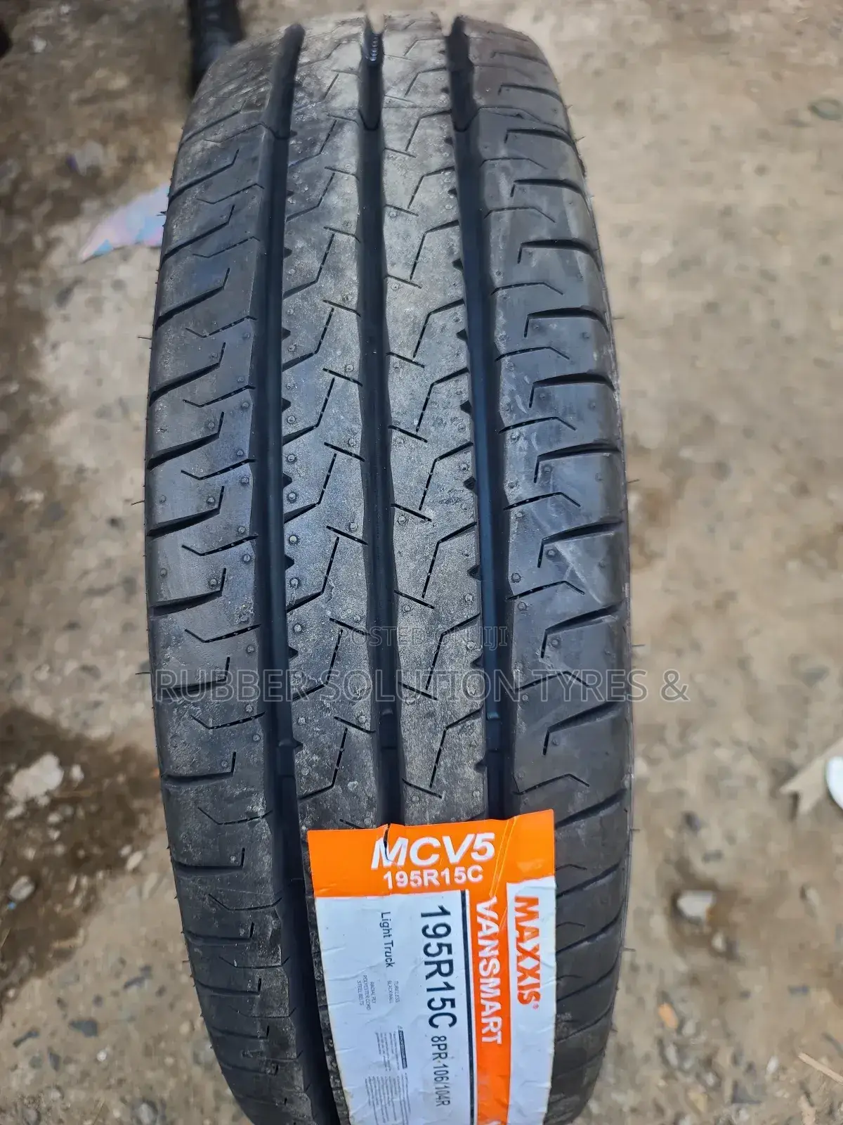 195r15 C Maxxis Tires Mc5[Made in Thailand]