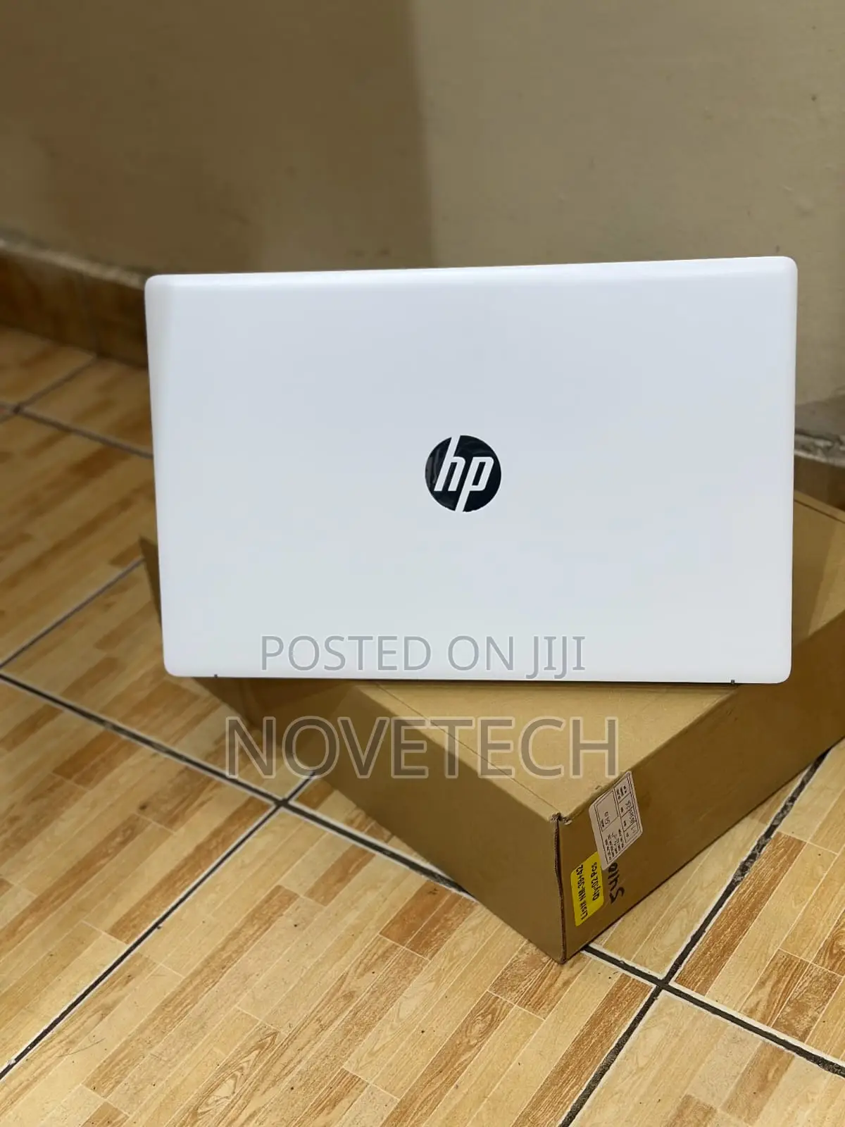 New Laptop HP 17-3000 8GB Intel Core I7 SSD 512GB
