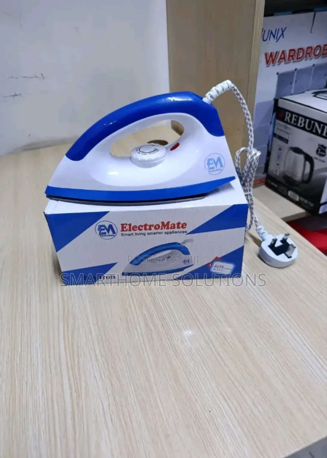 Electromate Dry Iron Box