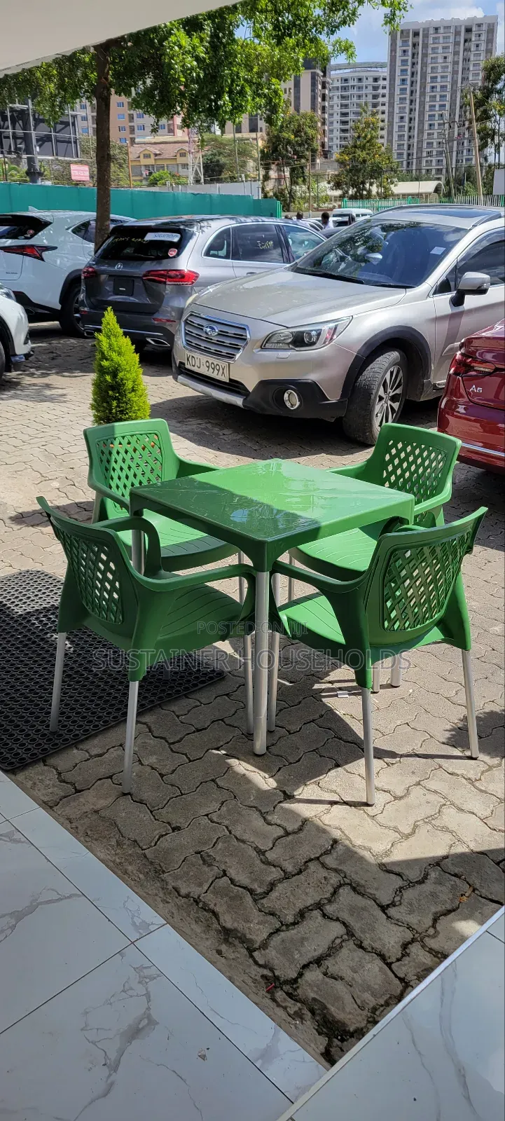Showroom Plastic Chairs and Plastic Table