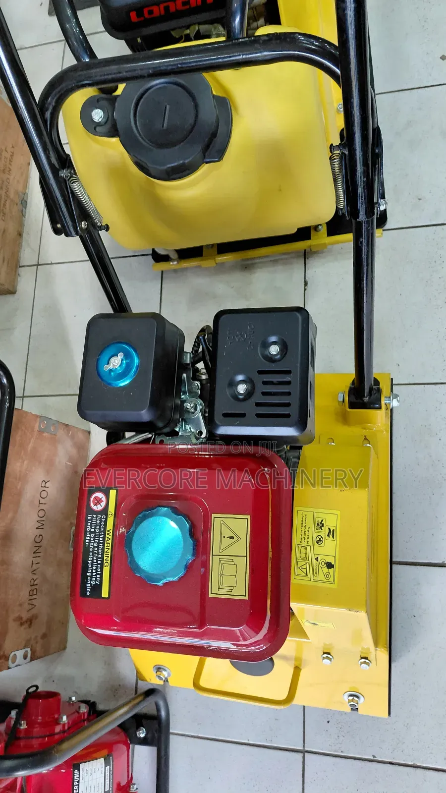 Aico Japan 90kg Heavy Duty Plate Compactor Machine.