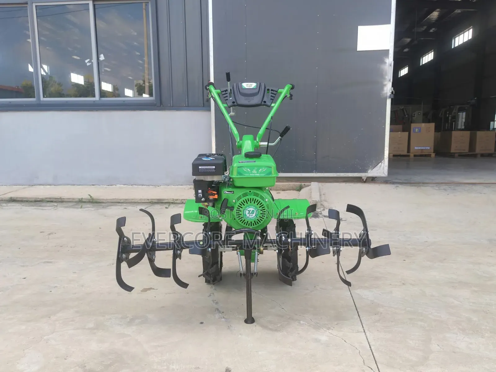 Gasoline Powered Power Tiller Machine Petrol-Powered.