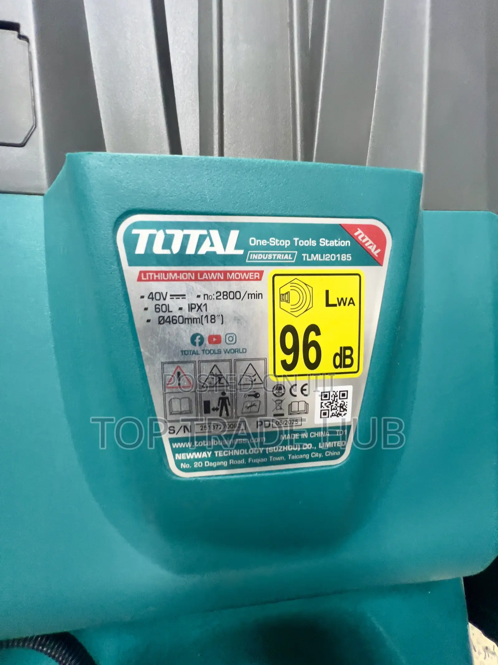 Total Lithium-ion Cordless Lawn Mower 40v 18" Inc. Batteries&Charger