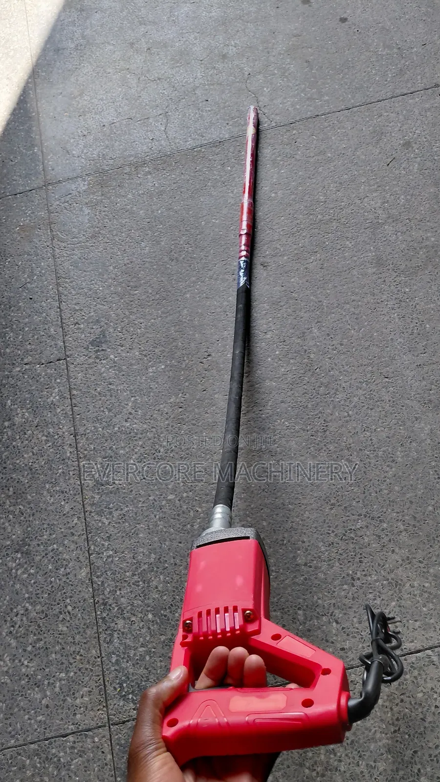 Electric Portable Concrete Vibrator Machine .