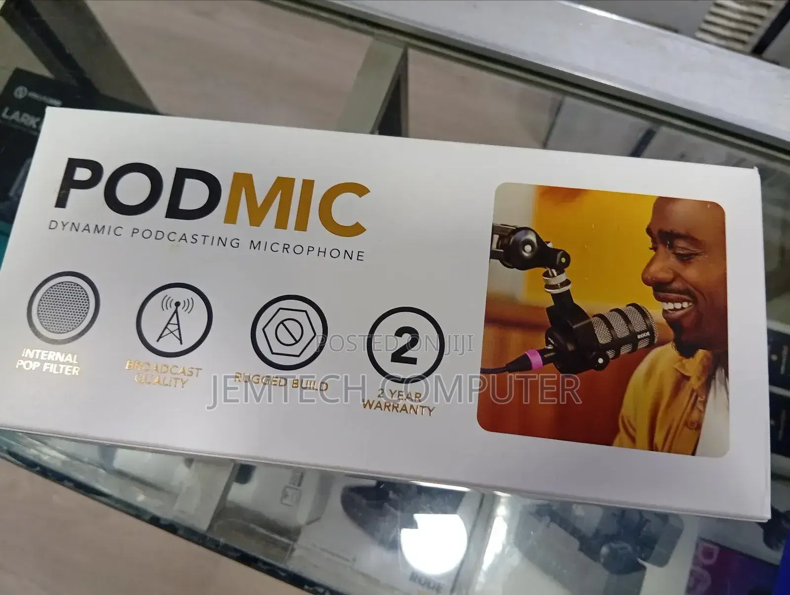 Podmic Rode Rugged Design Podcasting Microphone
