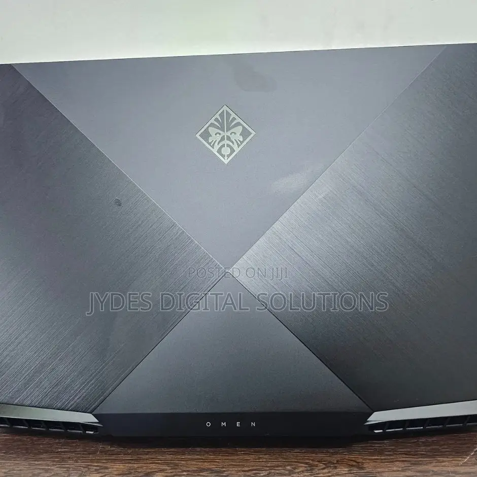 Laptop HP Omen 15-Dh002nr 16GB Intel Core I7 SSD 512GB