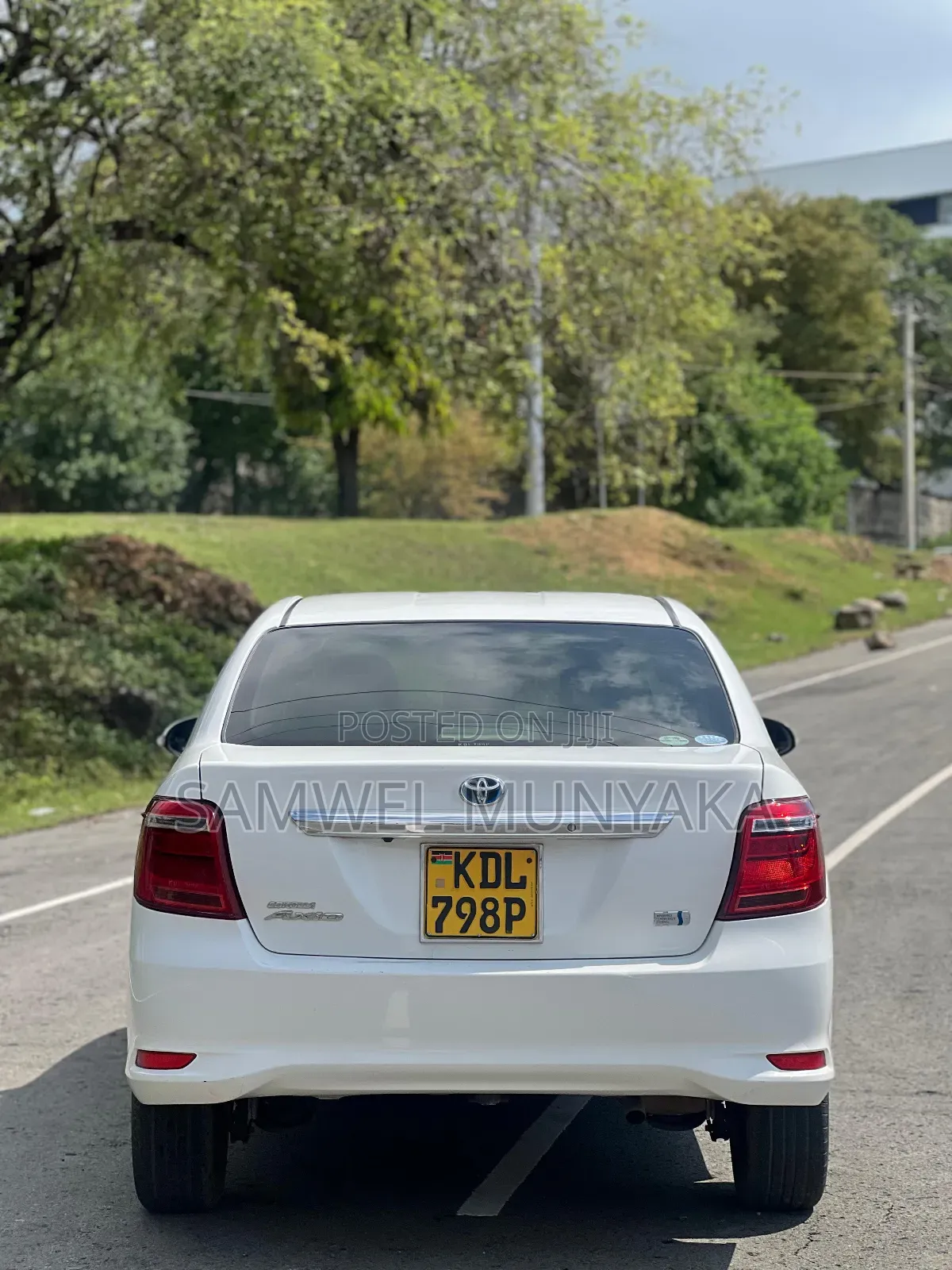 Toyota Axio 1.5 Hybrid 2WD 2016 Pearl
