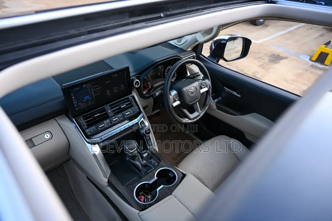 Toyota Land Cruiser 2023 Gray