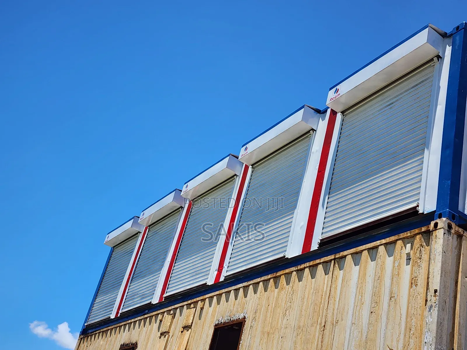 40ft High Cube Container Fabricated Into 5 Shops