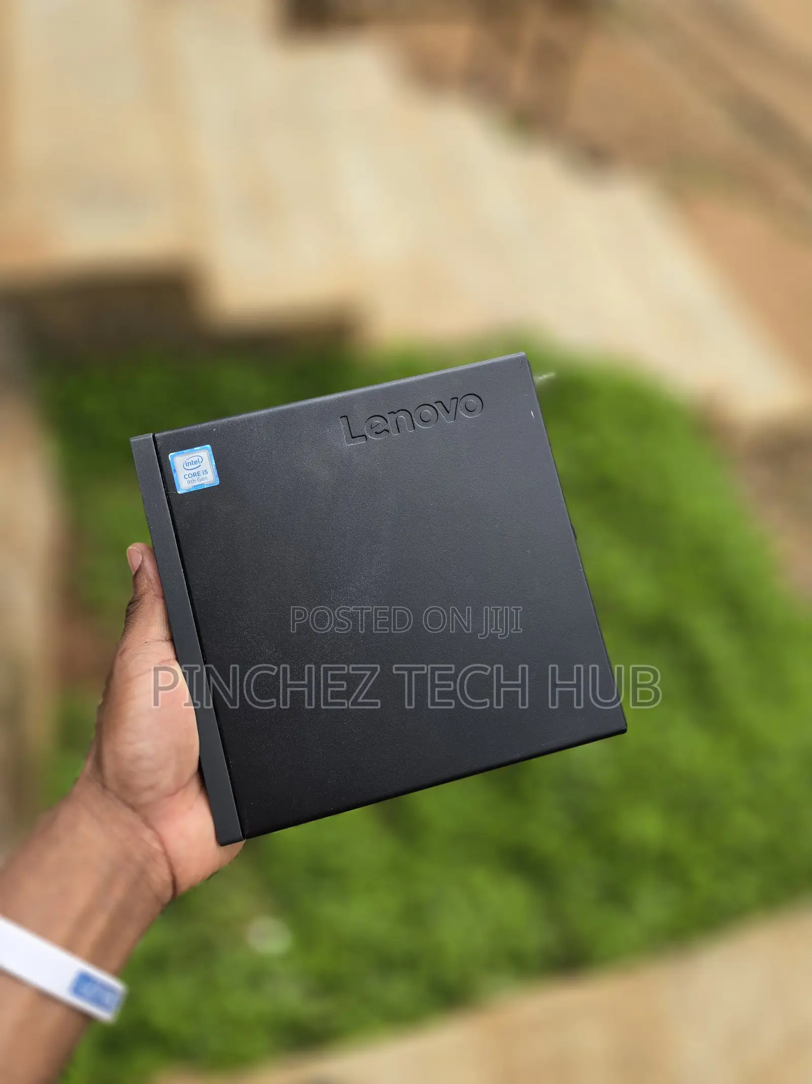 Desktop Computer Lenovo ThinkCentre M720 8GB Intel Core i5 SSD 256GB