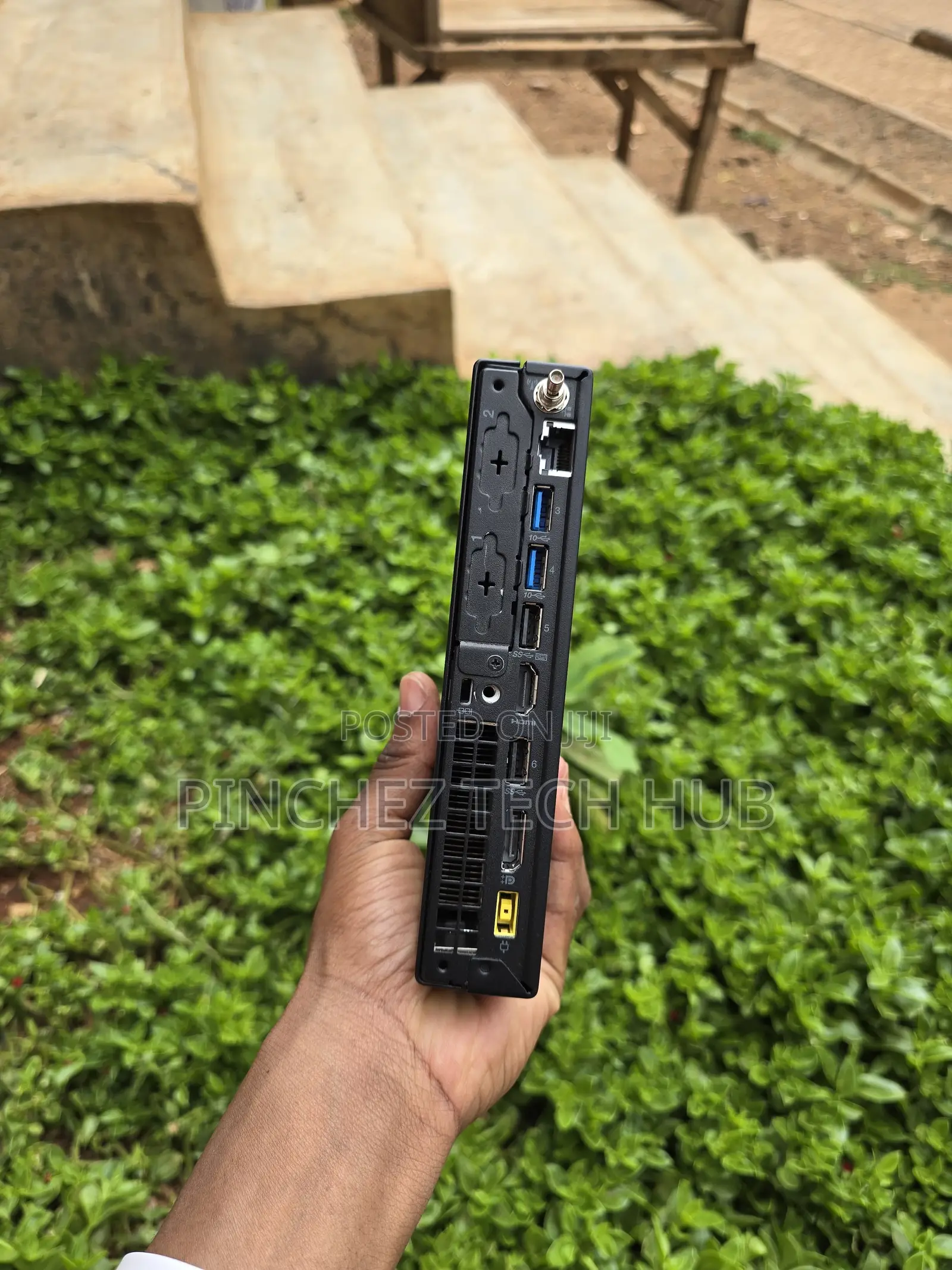 Desktop Computer Lenovo ThinkCentre M720 8GB Intel Core i5 SSD 256GB