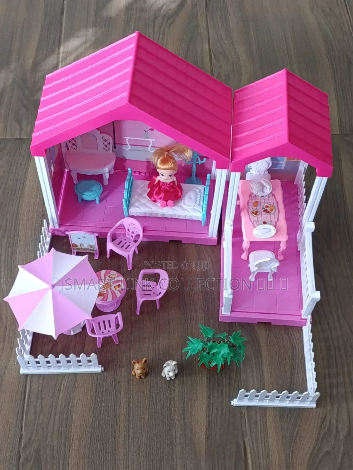 🔴Snow Princess Doll House.
73 Pcs.