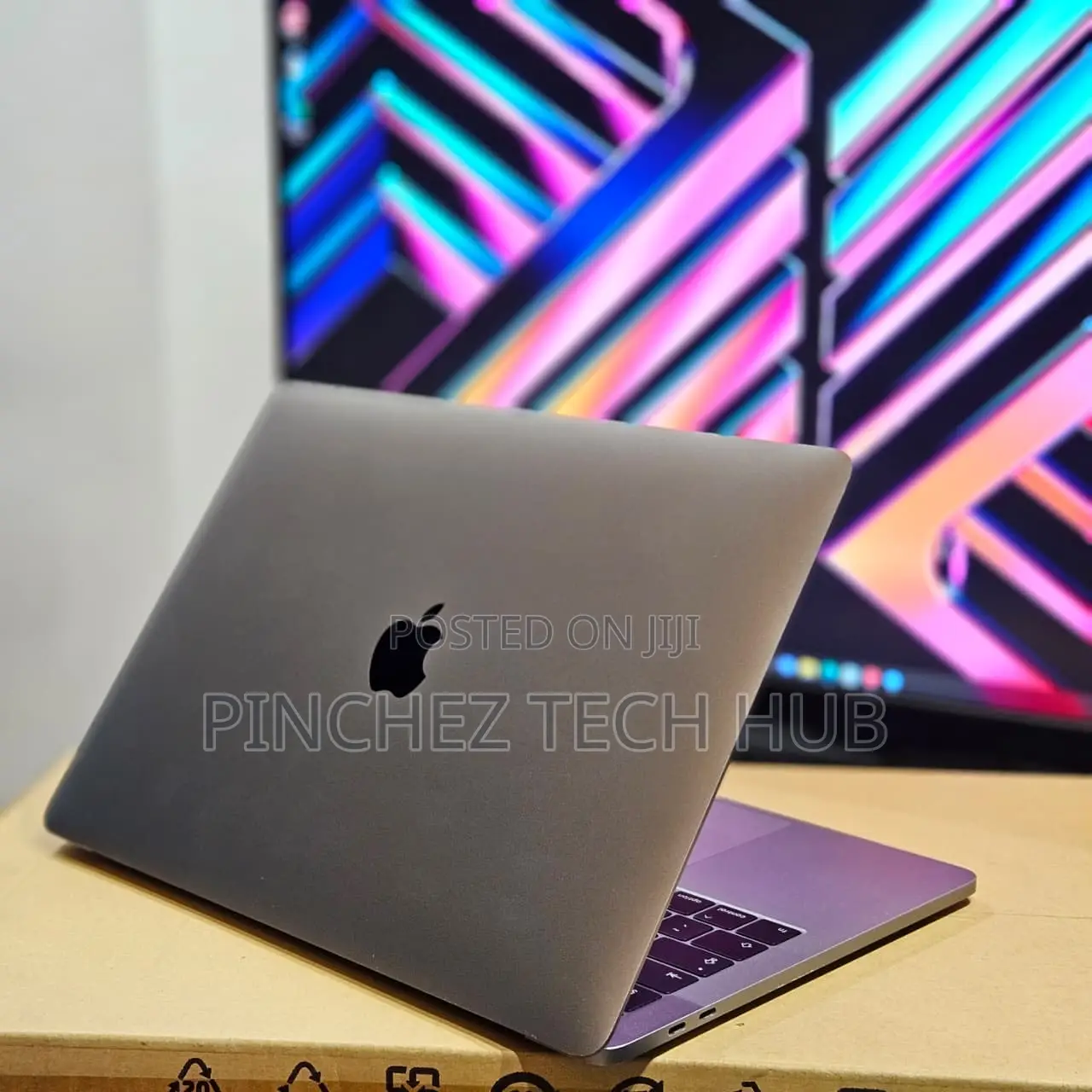 Laptop Apple MacBook Pro 2017 16GB Intel Core I7 SSD 512GB