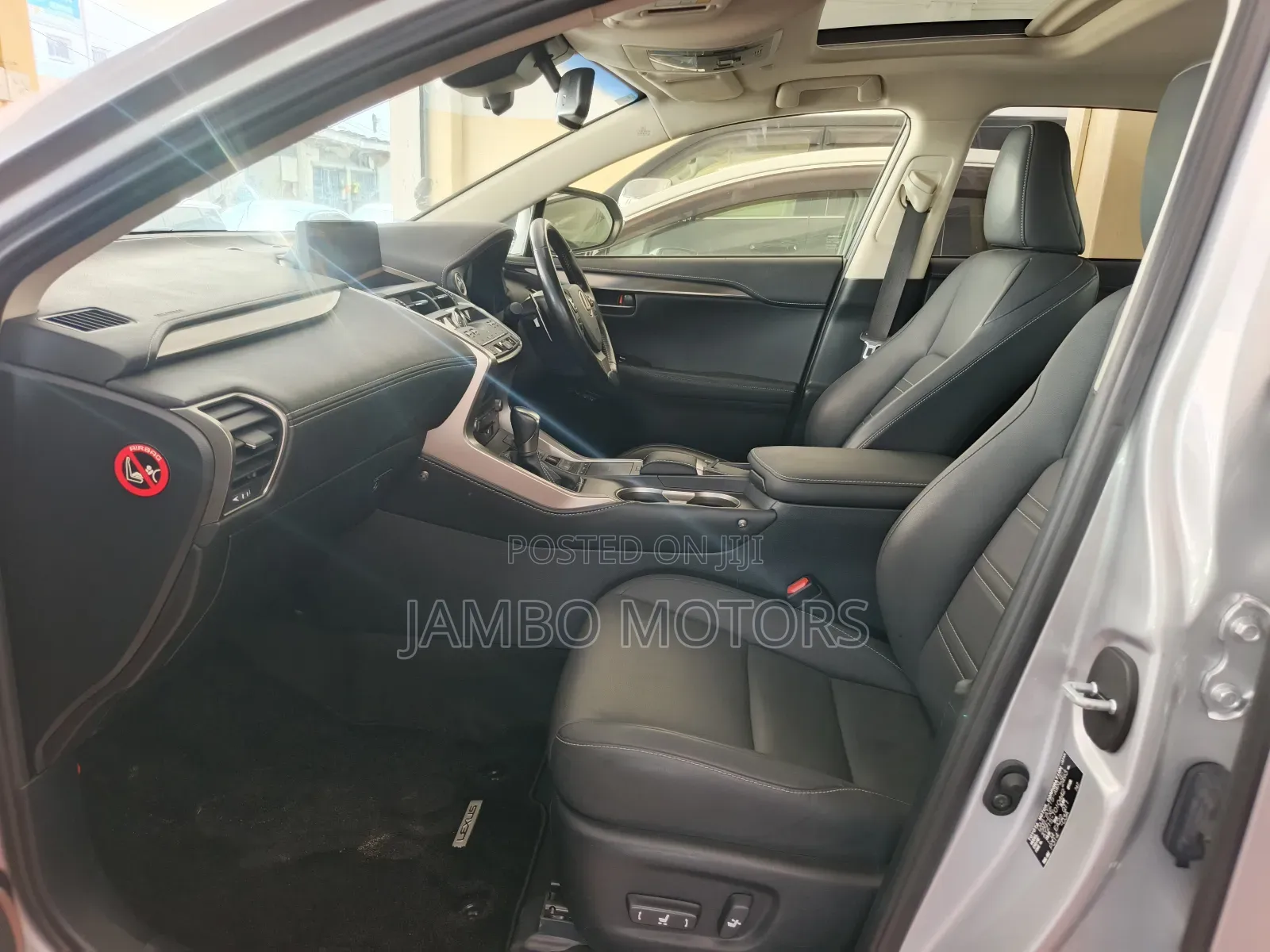 Lexus NX 300h 2019 Silver