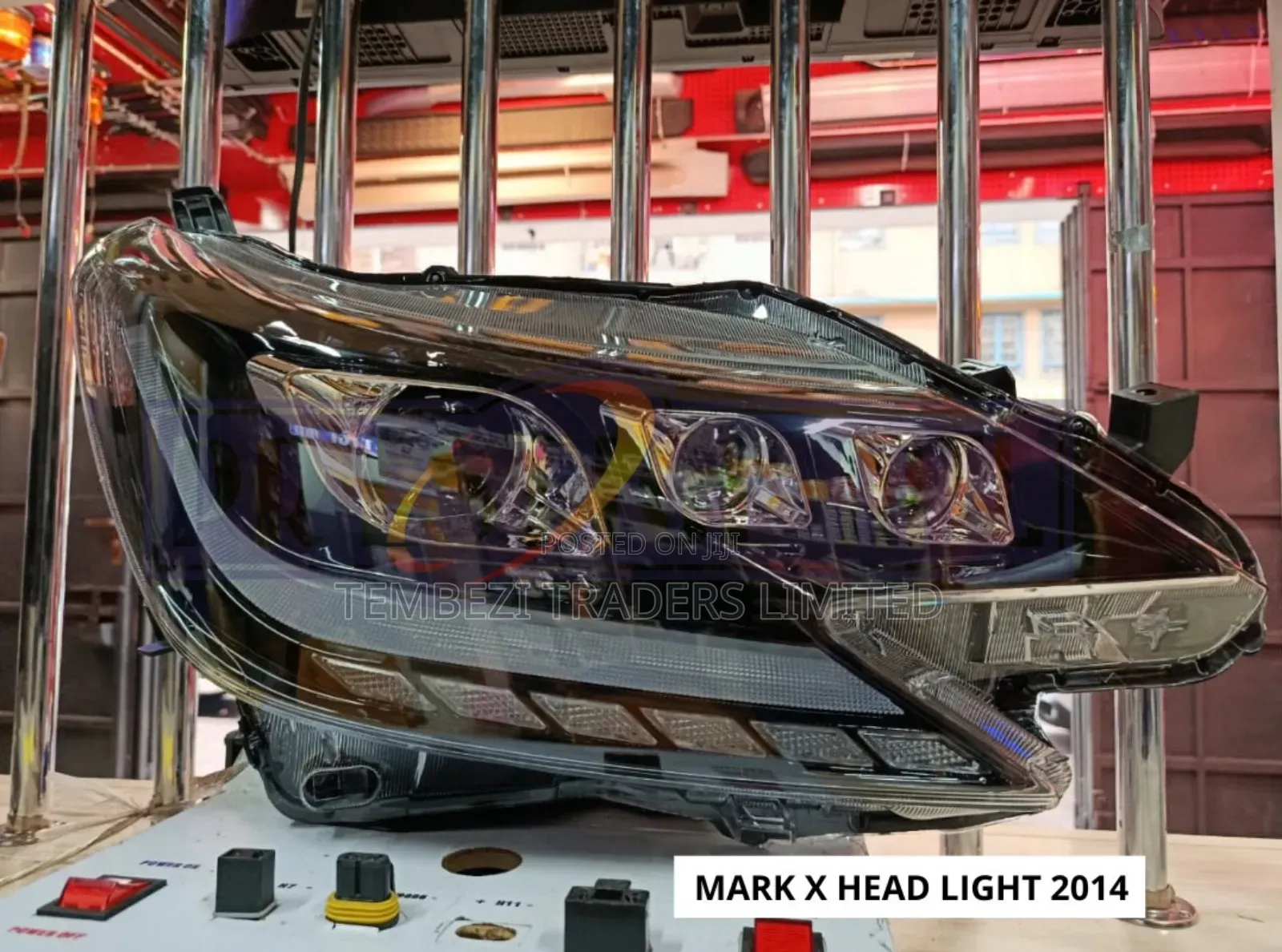 Aftermarket Headlight Toyota Mark X 2014