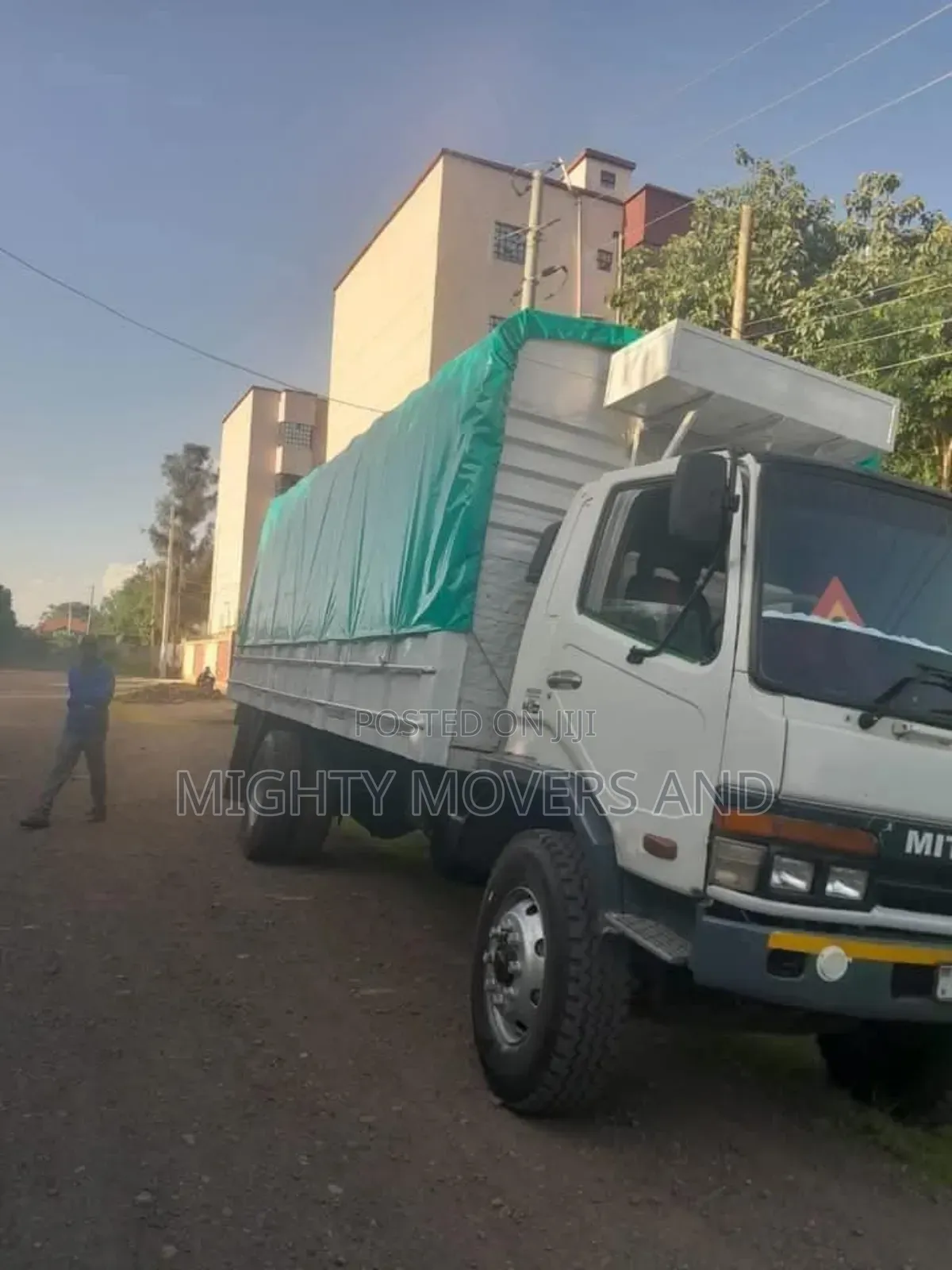Trucks/Lorries Are Ready for County to County Delivery