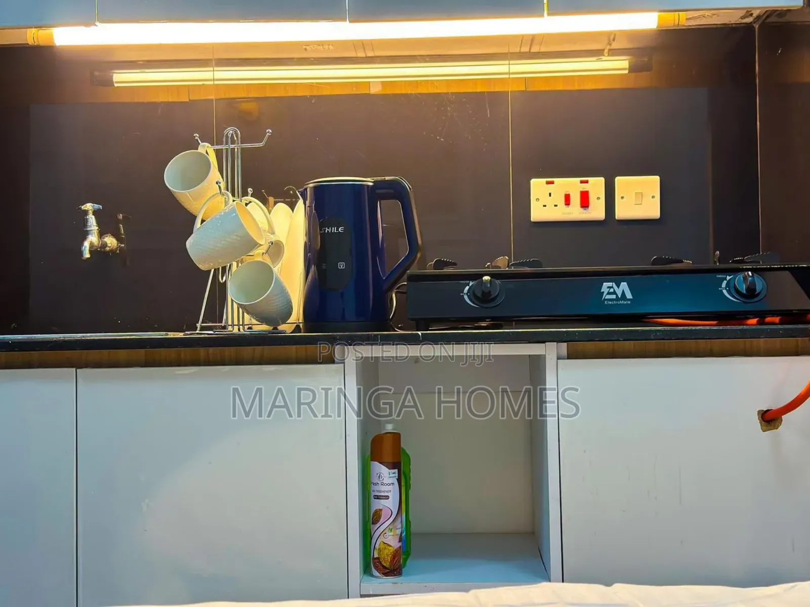 Cozy Studio Airbnb Near TRM – Home Away From Home