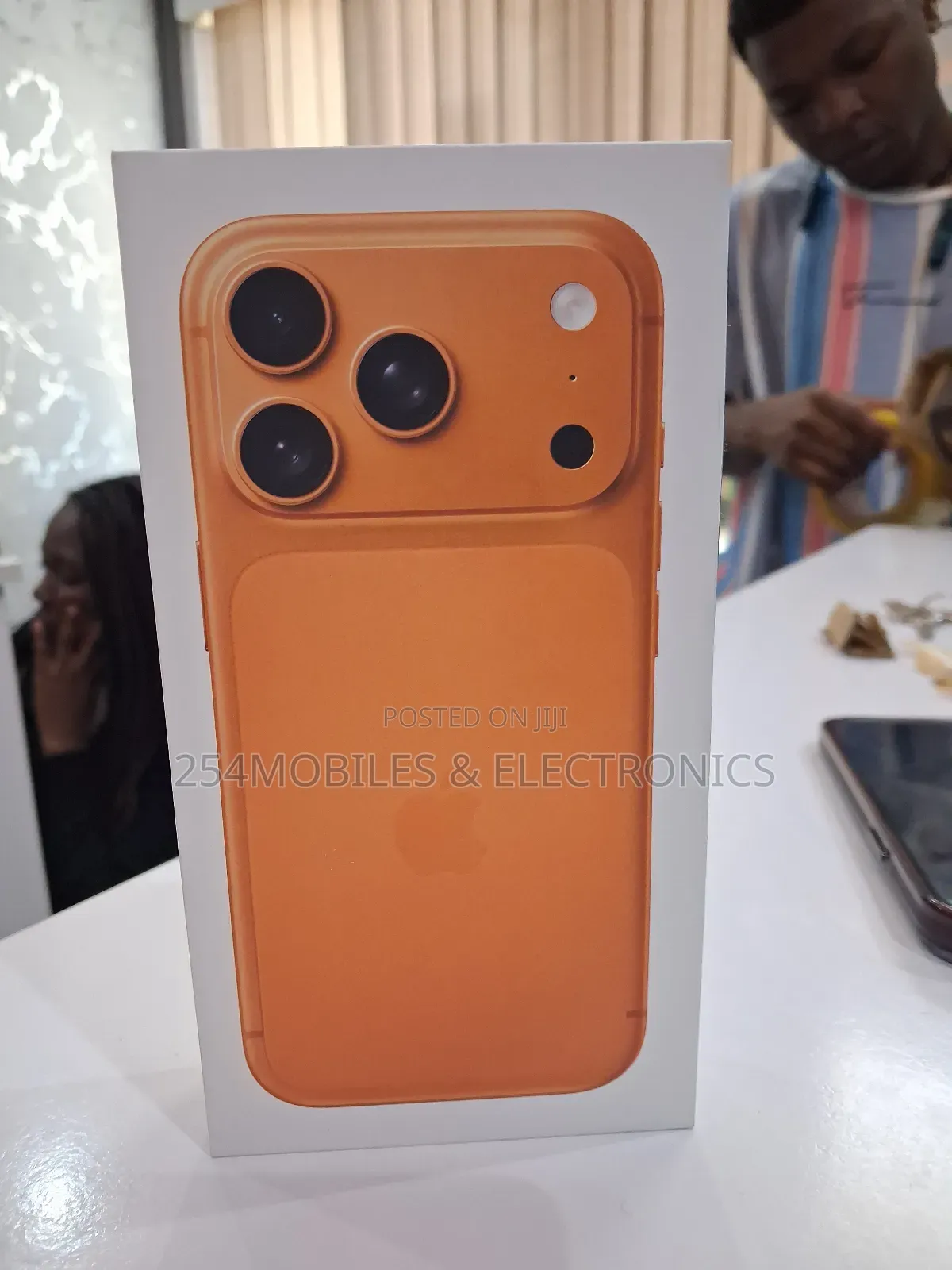 New Apple iPhone 17 Pro 256 GB Orange