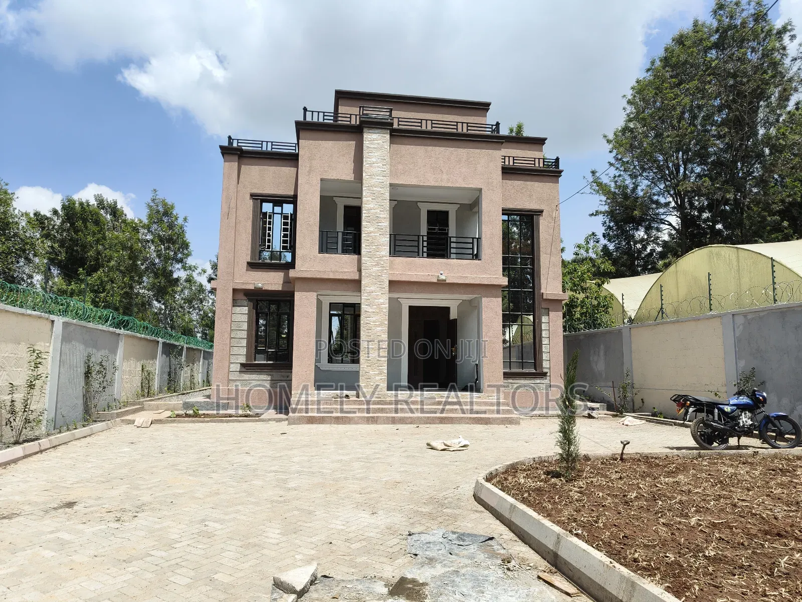 5bdrm Maisonette in Kibiku, Ngong for sale