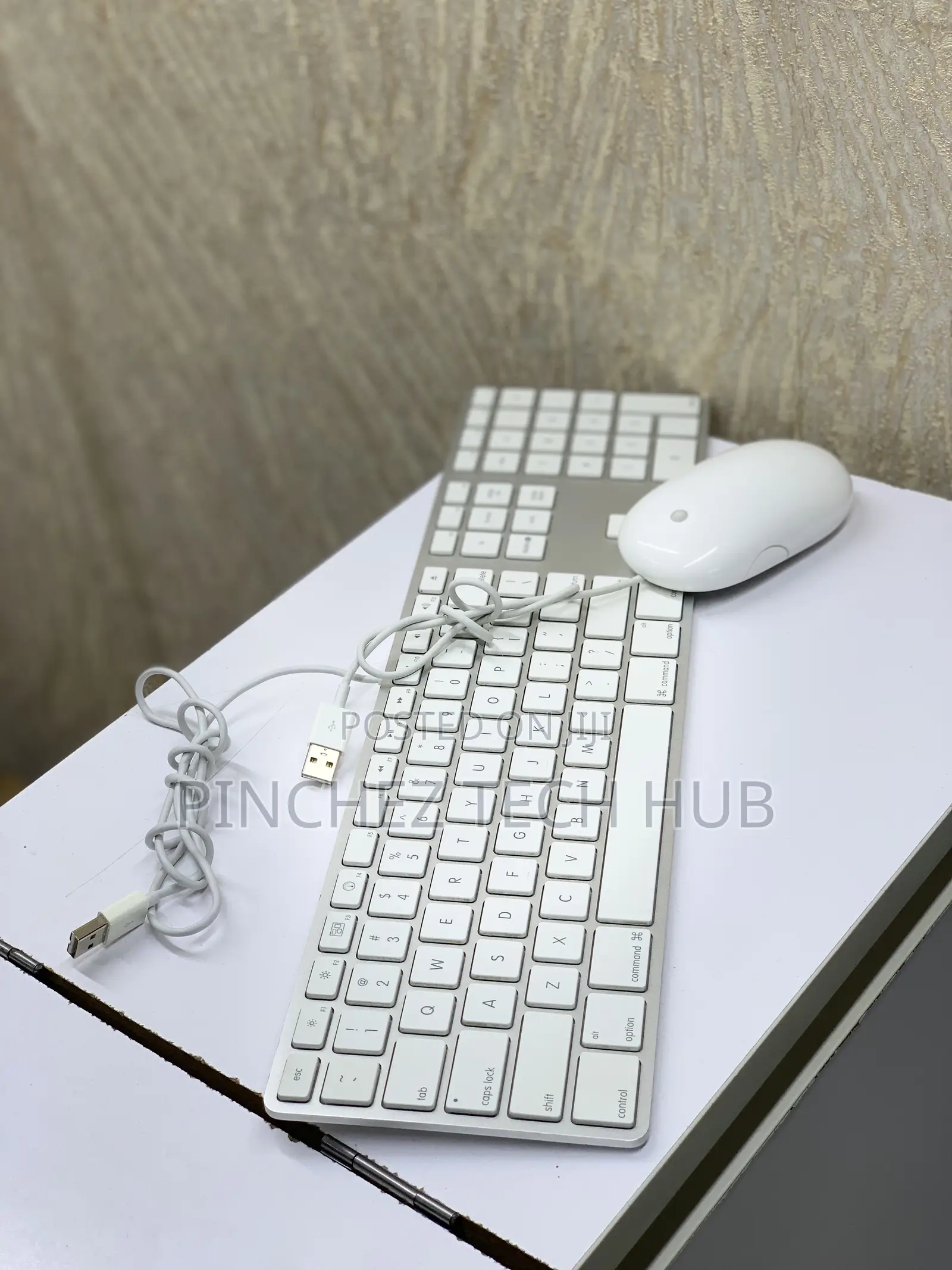 Apple Magic Mouse and Keyboard Combo