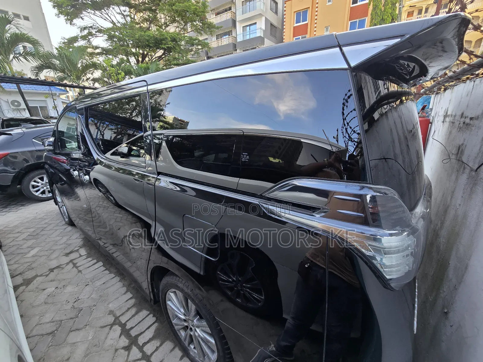 Toyota Vellfire 2019 Black