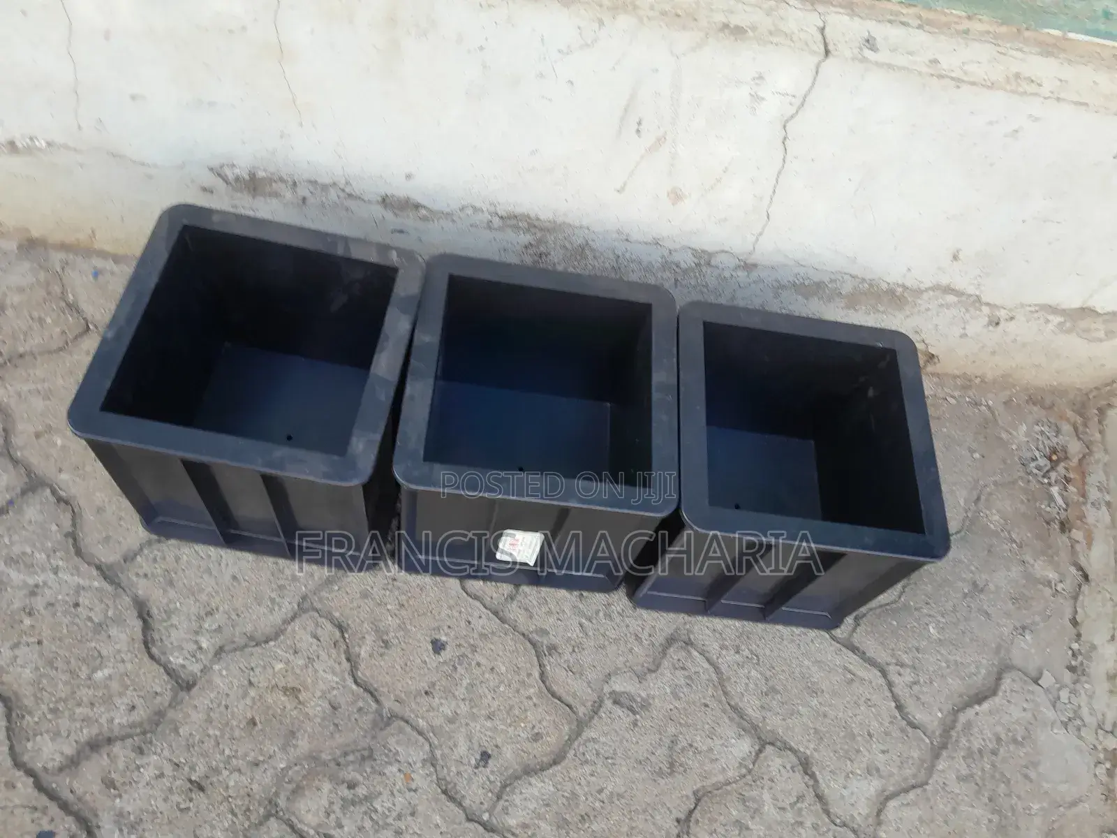 Structural Plastic Cube Moulds