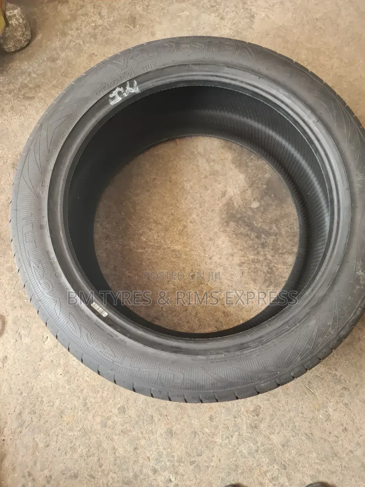 275 /45 R21 Vredestein Tyres (Highway) India.