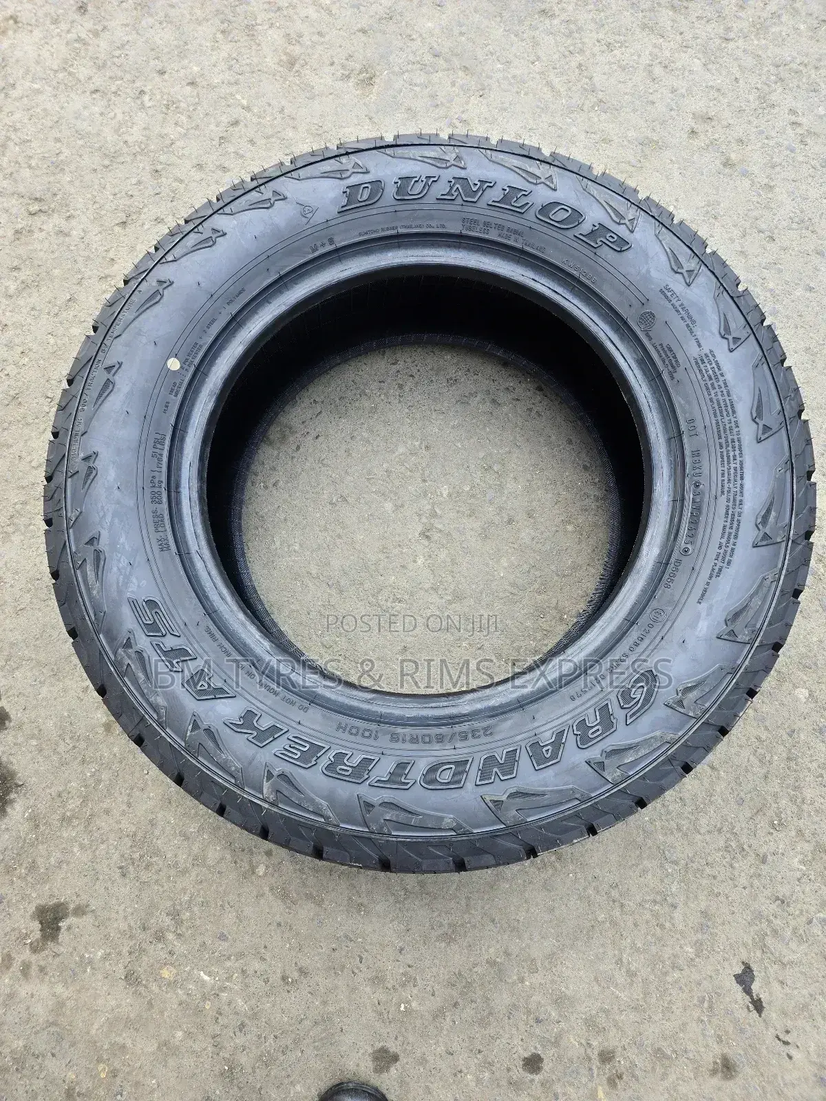 235 /60 R16 Dunlop Tyres (All Terrein)