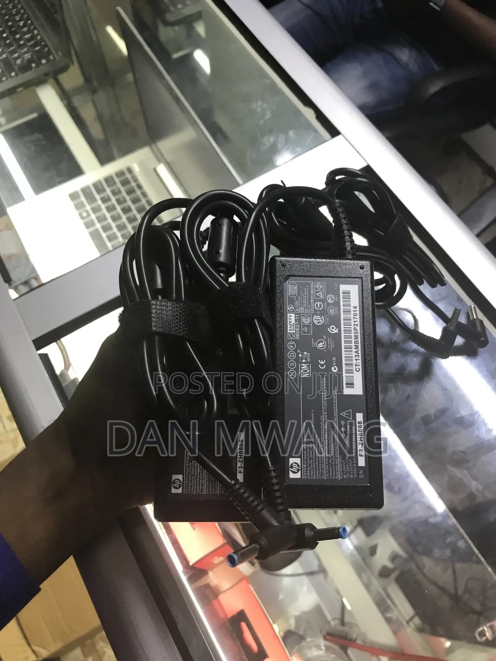 Hp 65w Charger - Blue Pin - Pavilion/Envy
