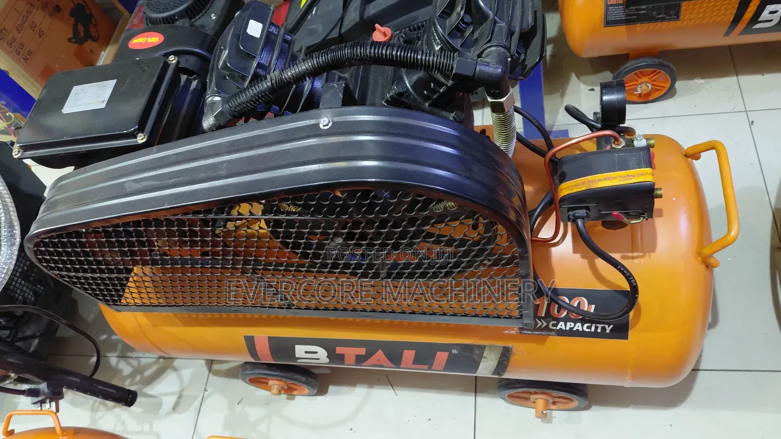 100litres Electric Air Compressor Machine.