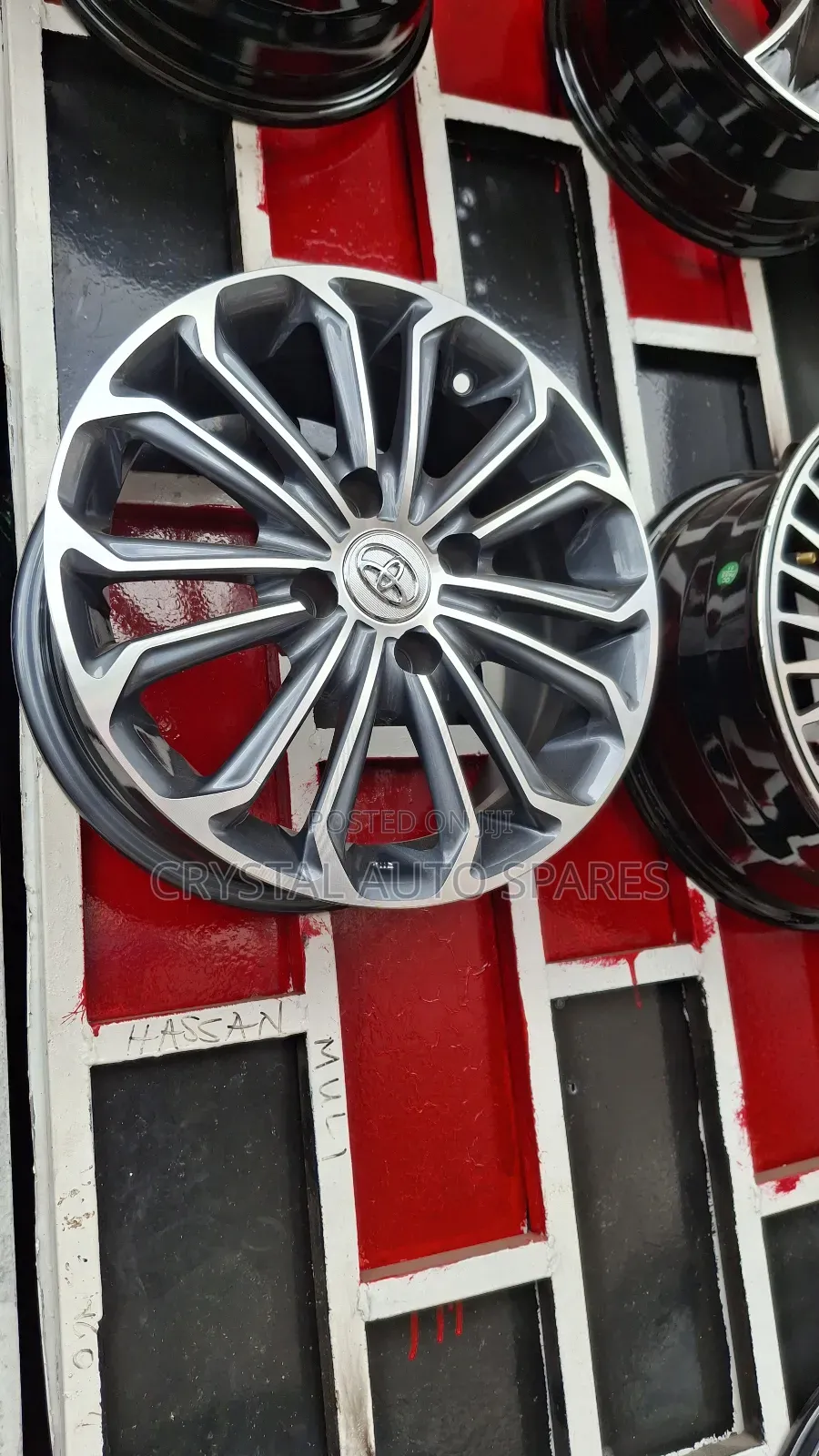Size 14 Chrome Rim