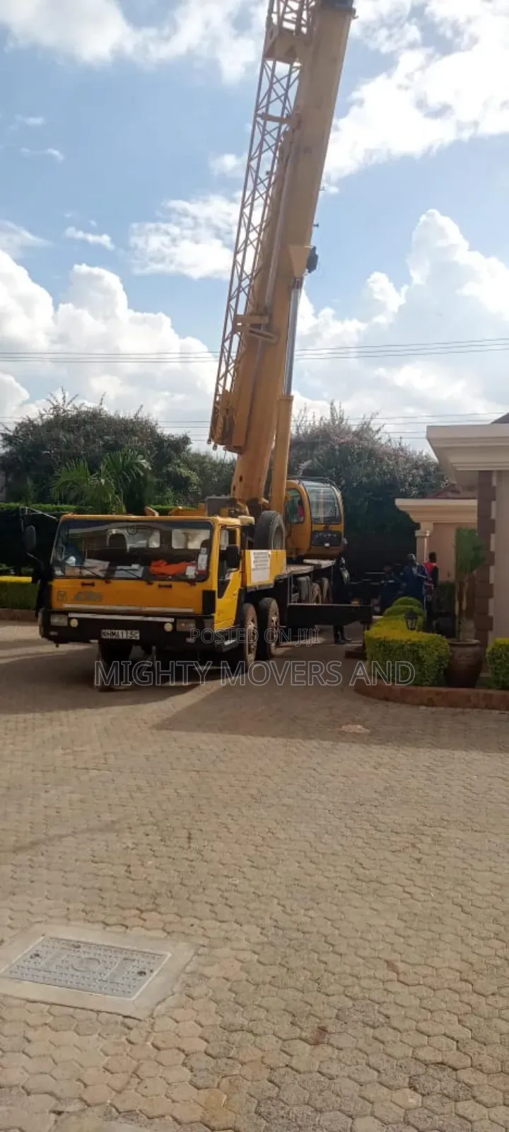 Crane for Hoisting and Logistics Services Are at Hand