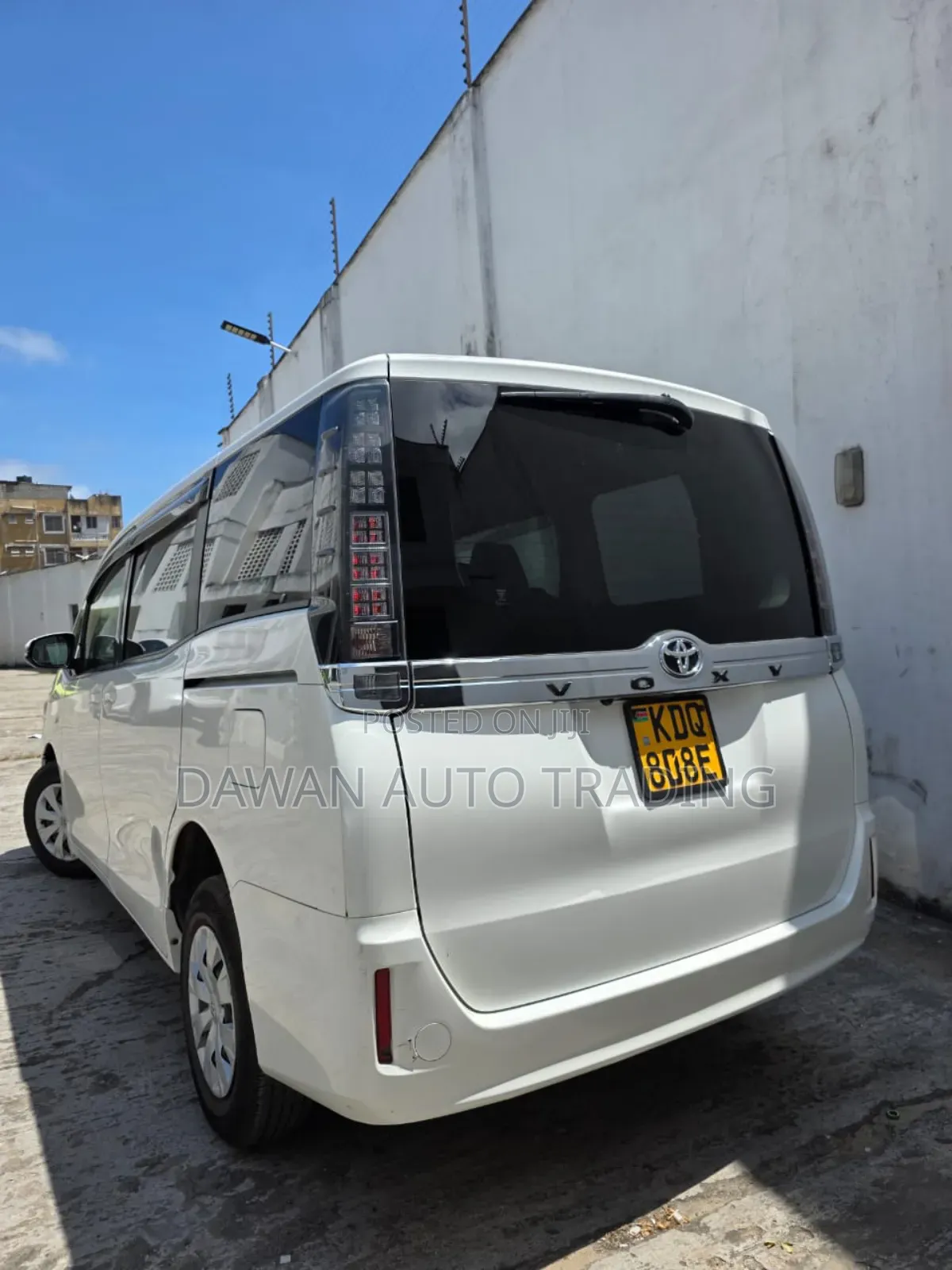 Toyota Voxy 2017 White