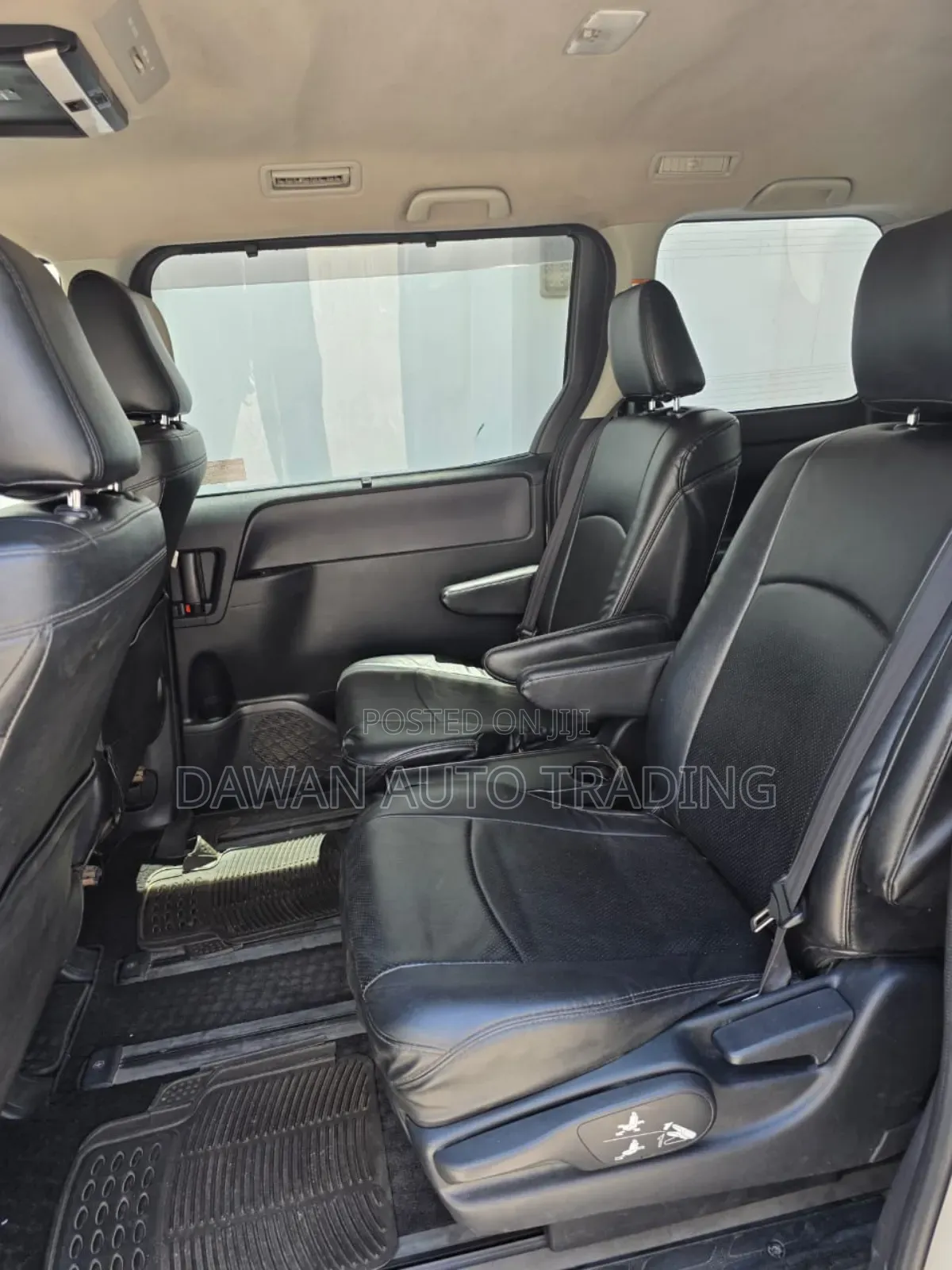 Toyota Voxy 2017 White