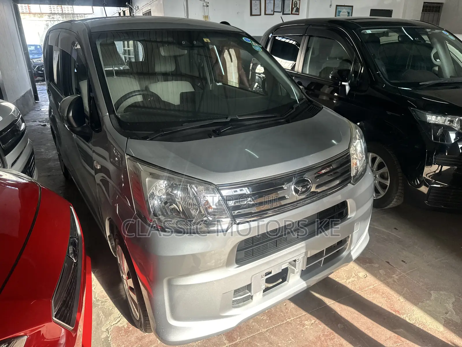 Daihatsu Move 2019 Silver