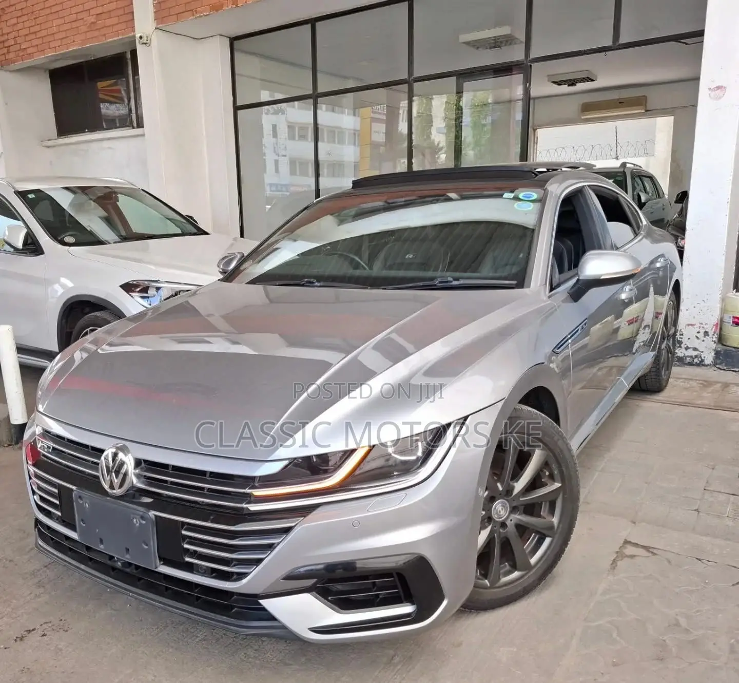 Volkswagen Arteon 2.0T SE R-Line w/19 AWD 4MOTION 2019 Silver