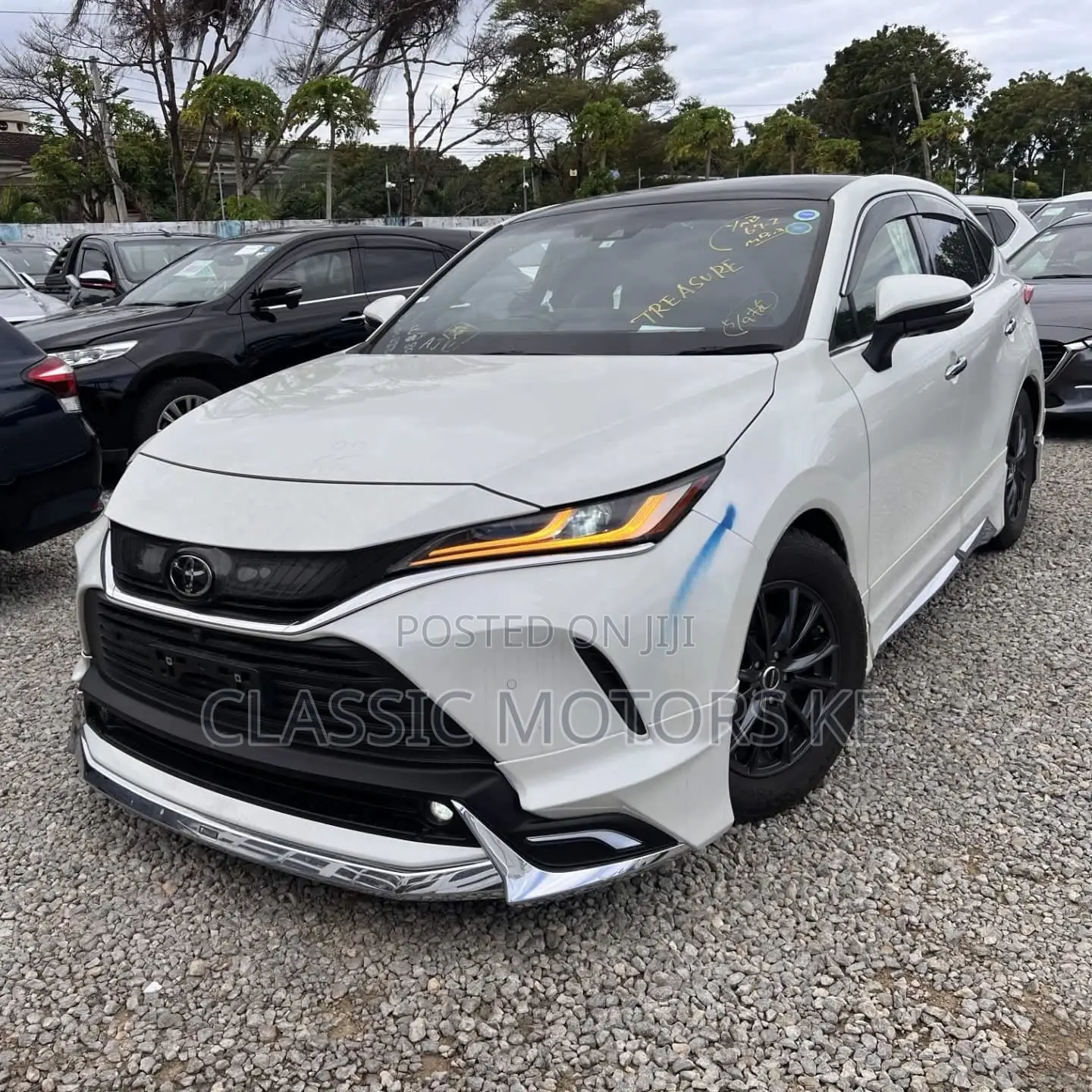 Toyota Harrier 2021 White