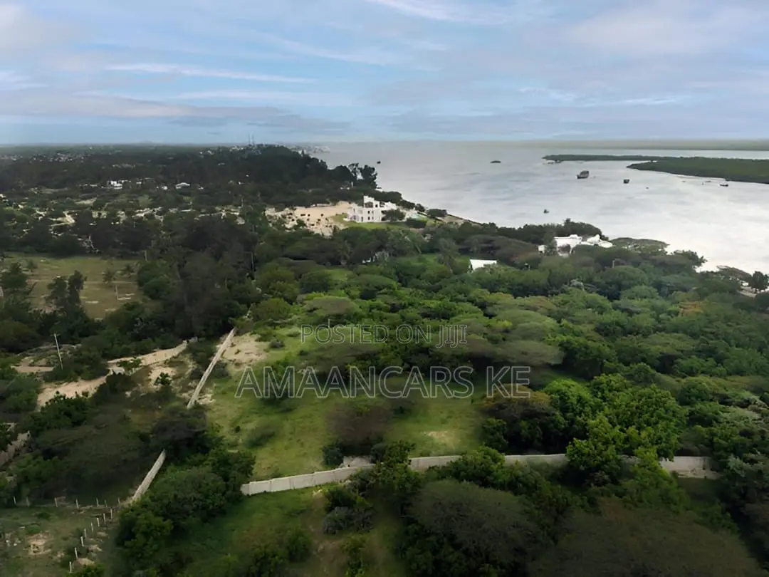 5.15 Acres for Sale in Lamu Shela (Beachfront)