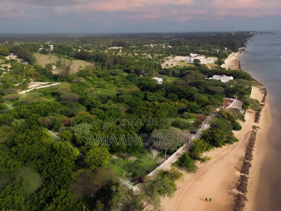 5.15 Acres for Sale in Lamu Shela (Beachfront)