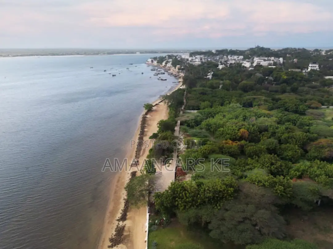 5.15 Acres for Sale in Lamu Shela (Beachfront)