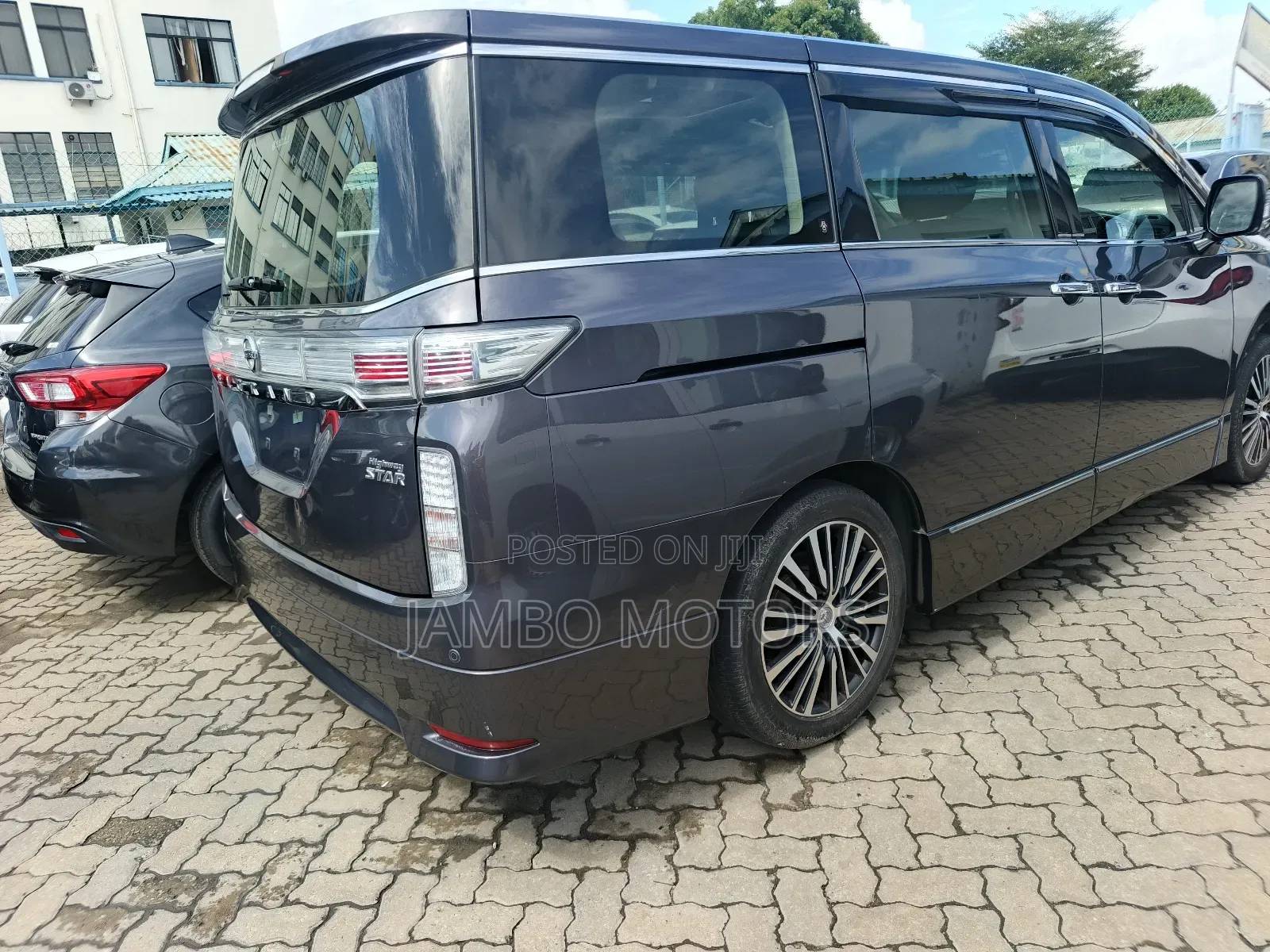 Nissan Elgrand 2019 Gray